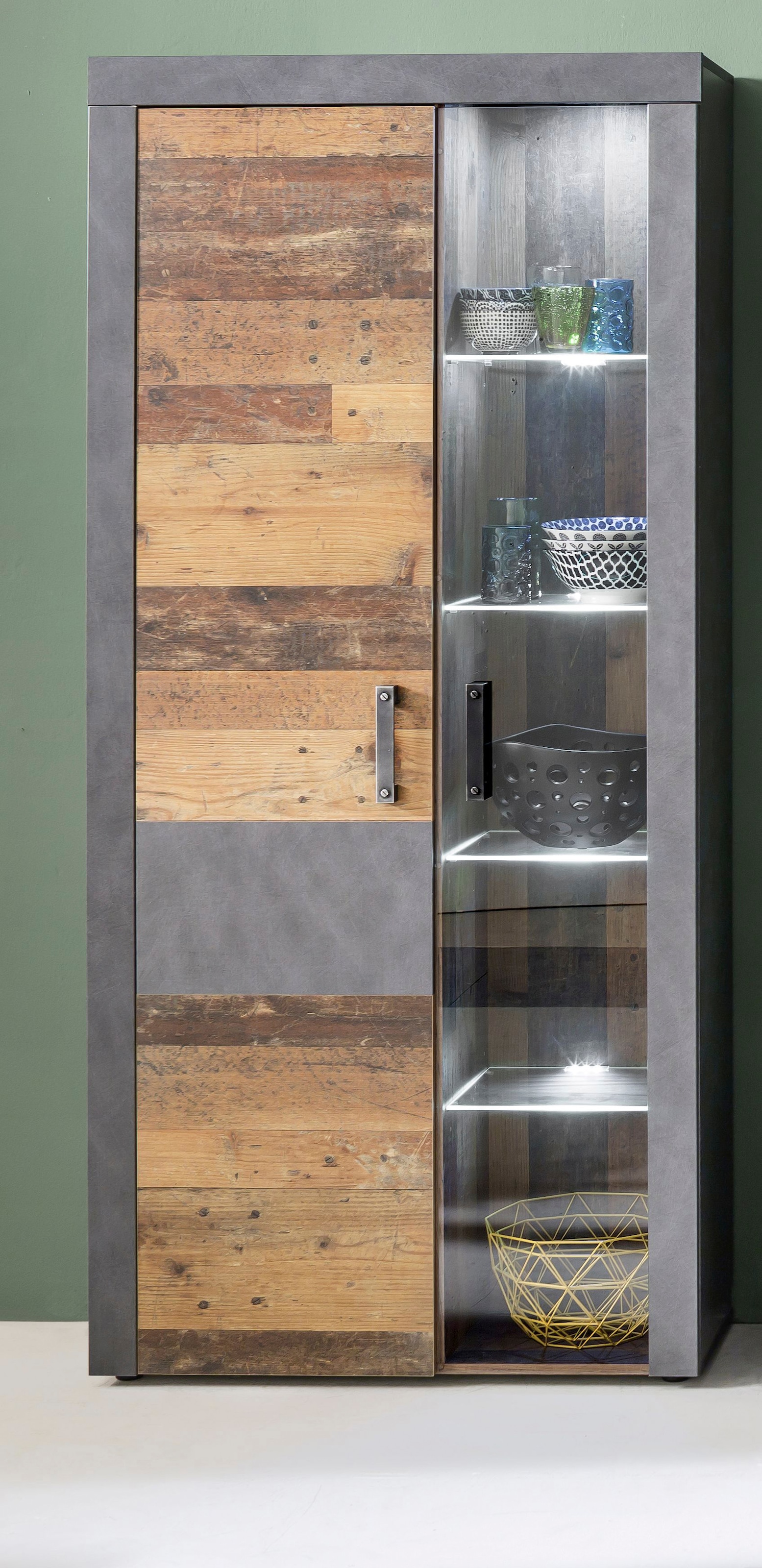 Home affaire Vitrine »Ilana« moderner Industrial Style - Beleuchtung optional - B/T/H 87/34/189 cm