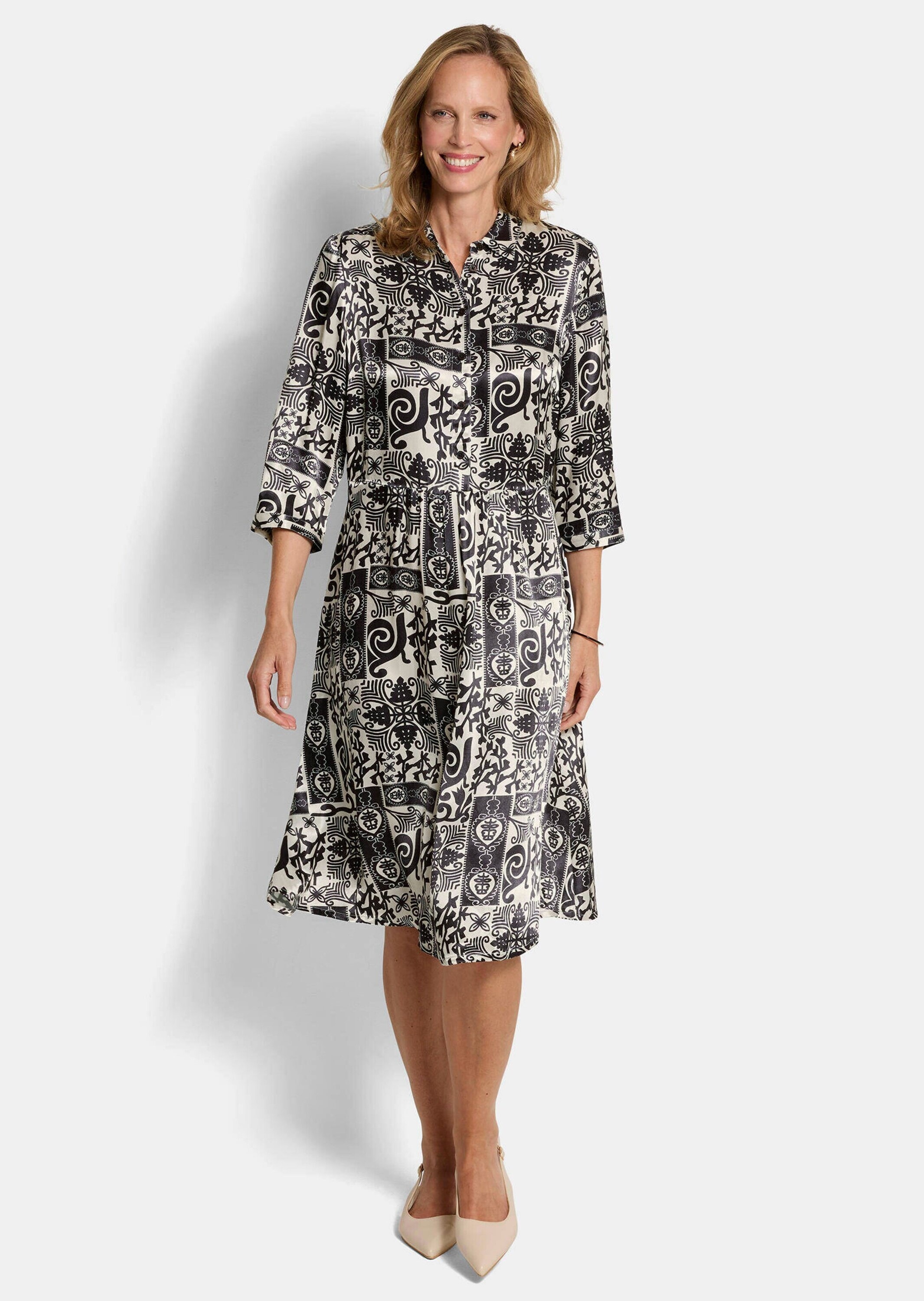 GOLDNER Sommerkleid »Kurzgröße Viskosekleid mit Bicolor-Print« Taschen in der Seitennaht