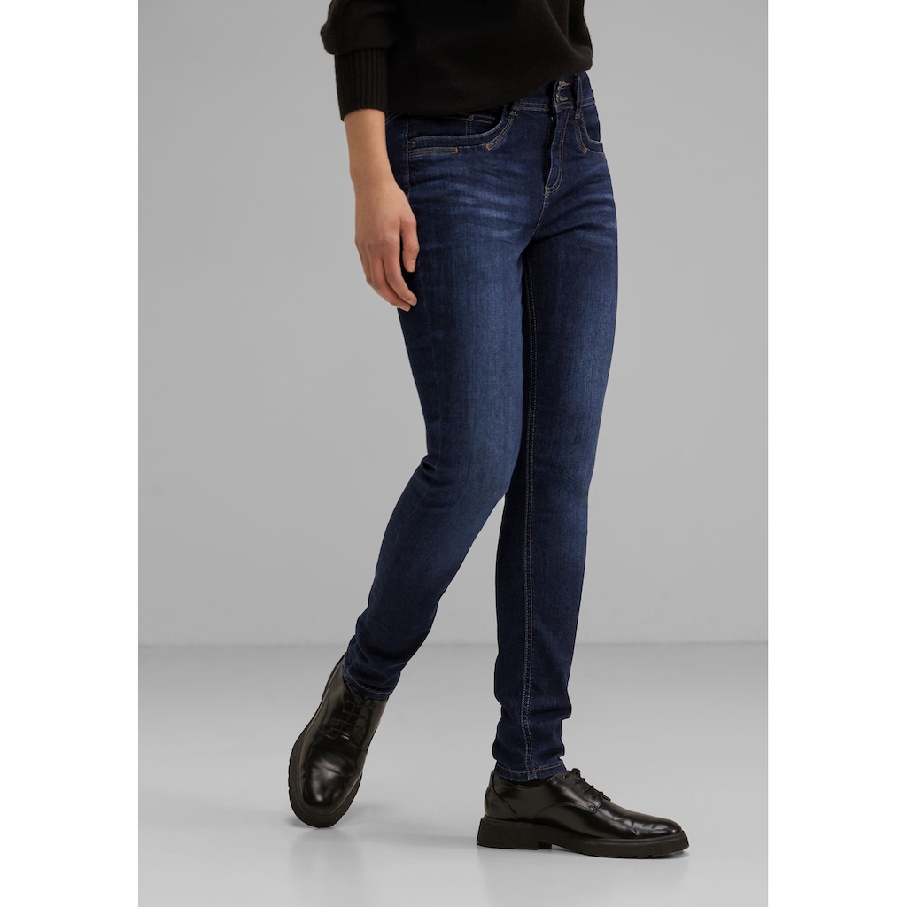 STREET ONE Slim-fit-Jeans »Style York«, mit Used-Waschung