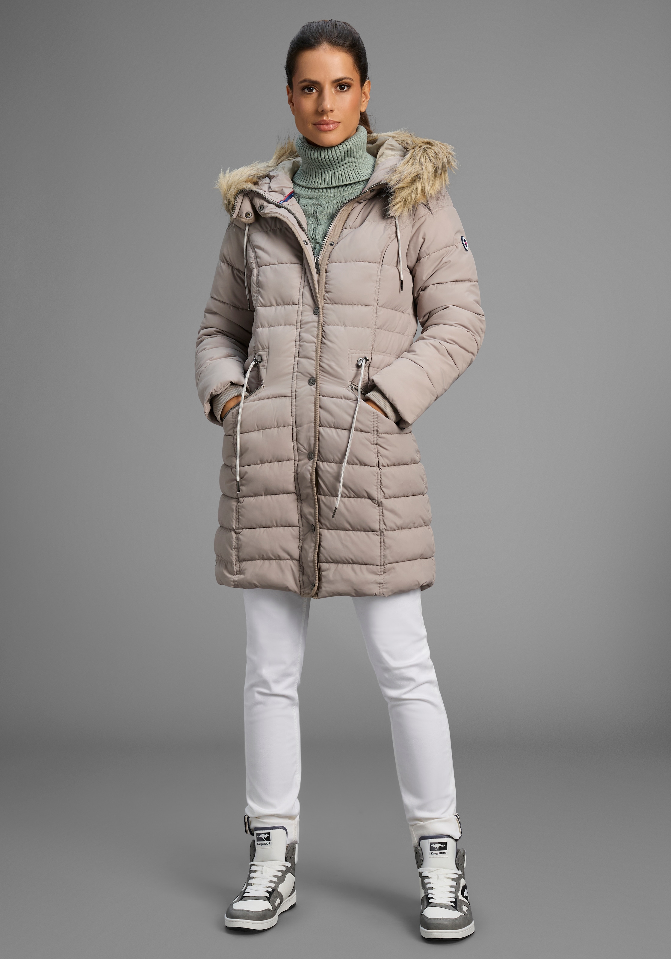 KangaROOS Steppjacke, mit Kapuze, figurbetonter Schnitt, mit Reißverschlusstaschen