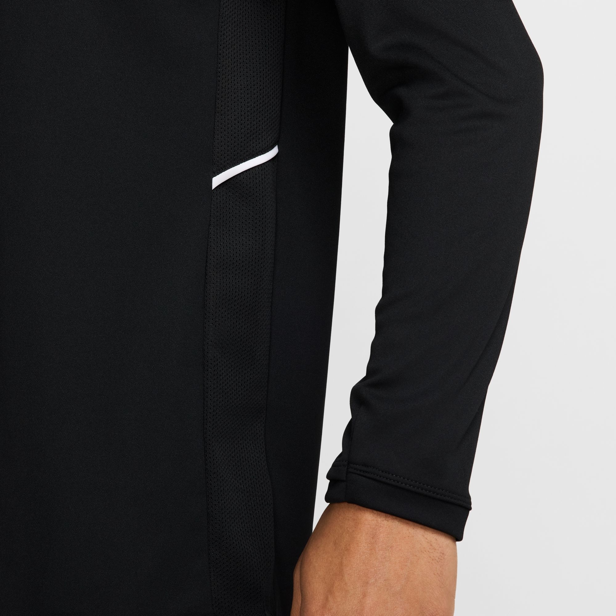 Nike Fußballtrikot »Nike Academy Men's Dri-FIT Soccer Drill Top« leichtes Drill-Oberteil, mit Viertelreißverschluss, schmale Passform