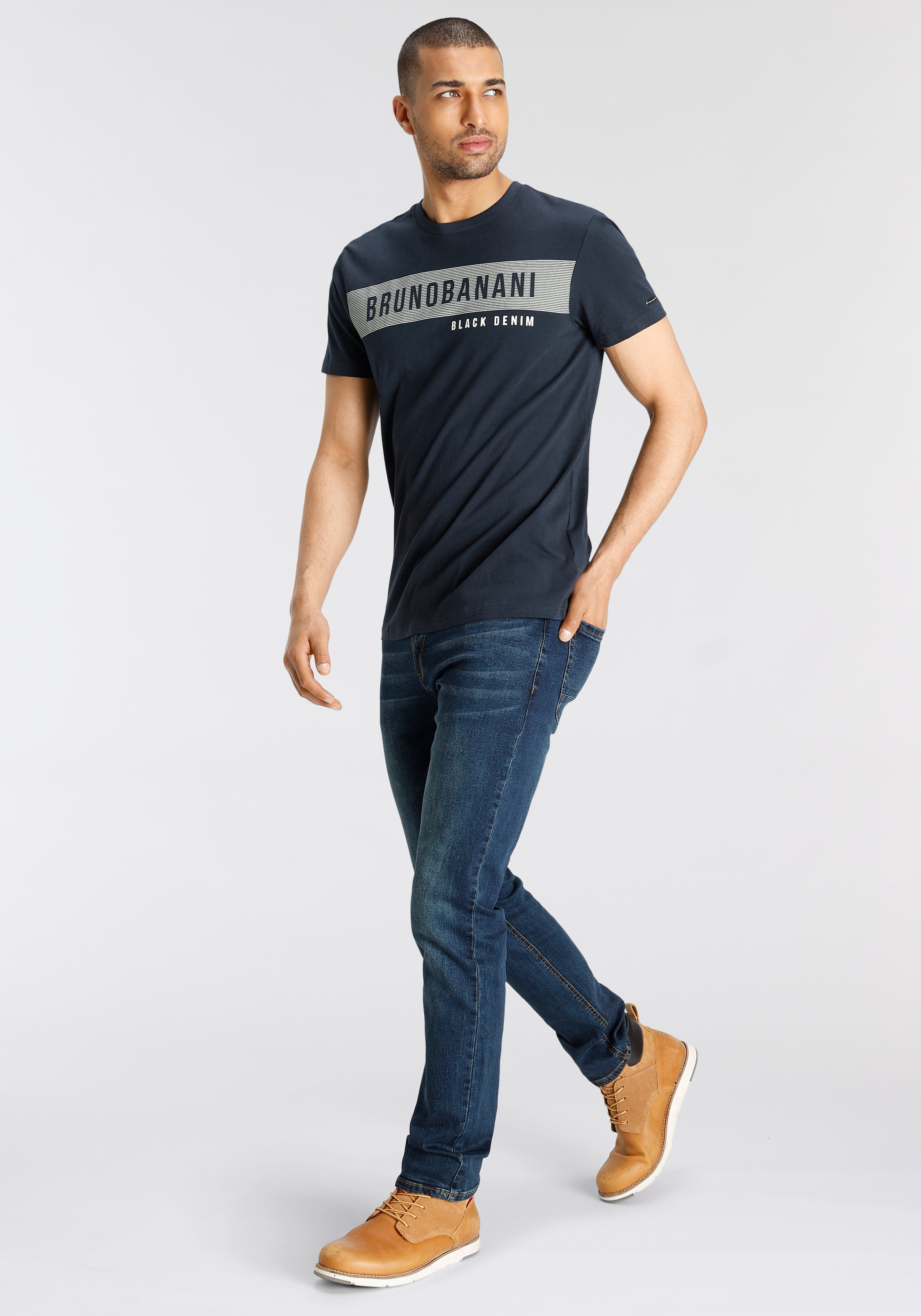 Bruno Banani T-Shirt, mit Markenprint online shoppen bei OTTO