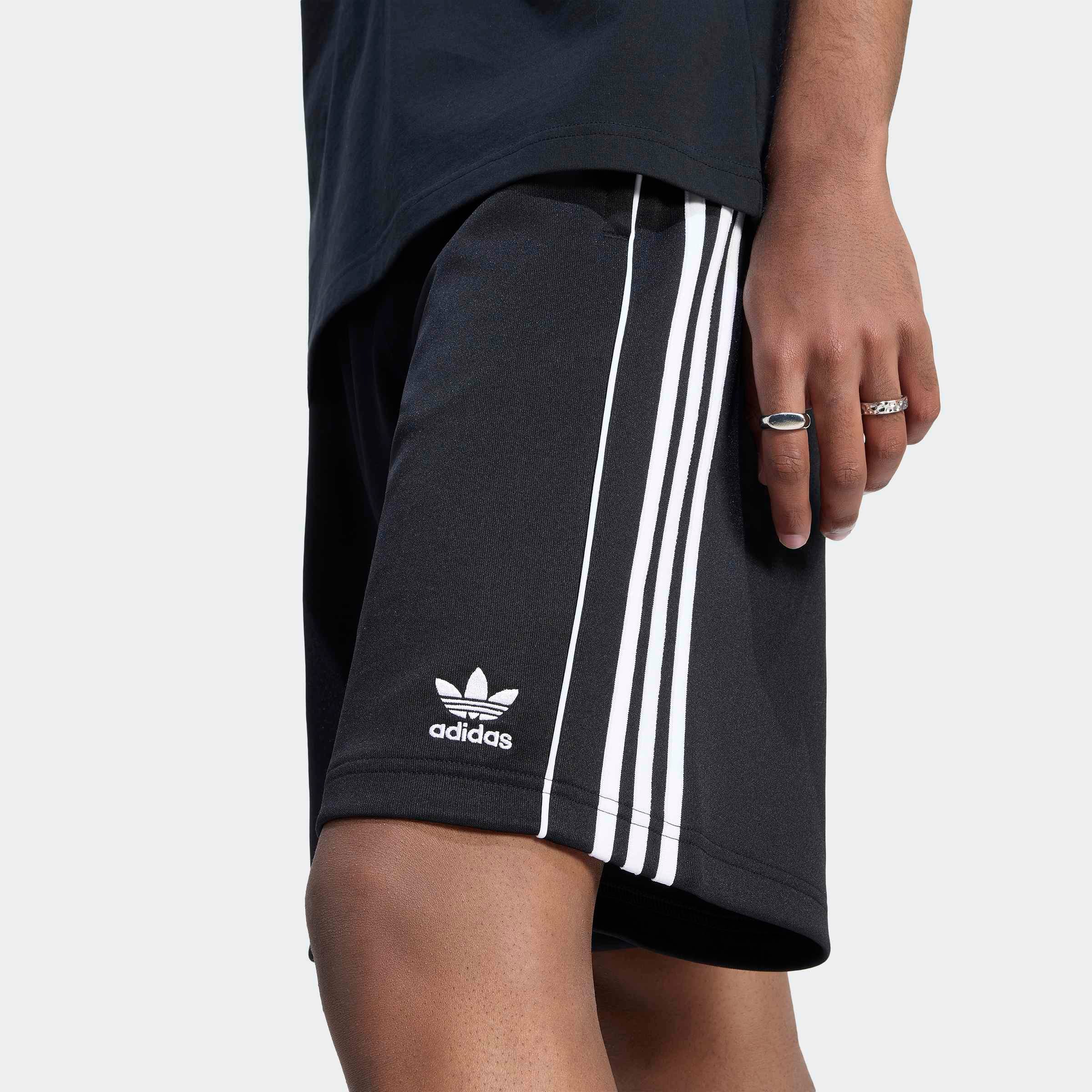 adidas Originals Shorts »SUPERSTAR«
