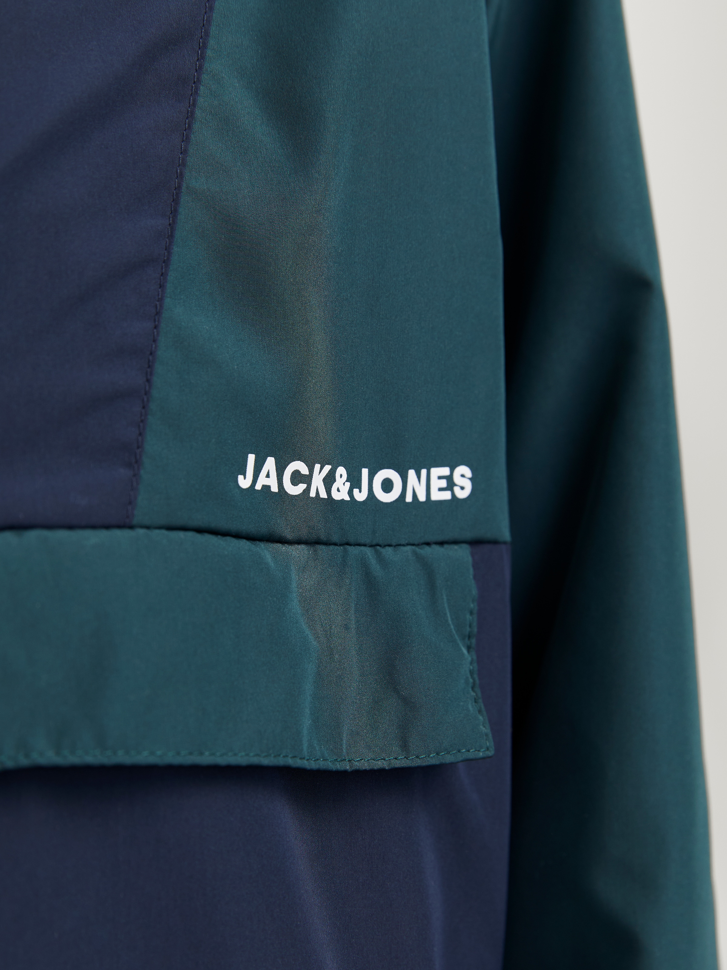 Jack & Jones Junior Windbreaker »JJWINDBREAKER PACKABLE ANORAK JNR«, mit Kapuze