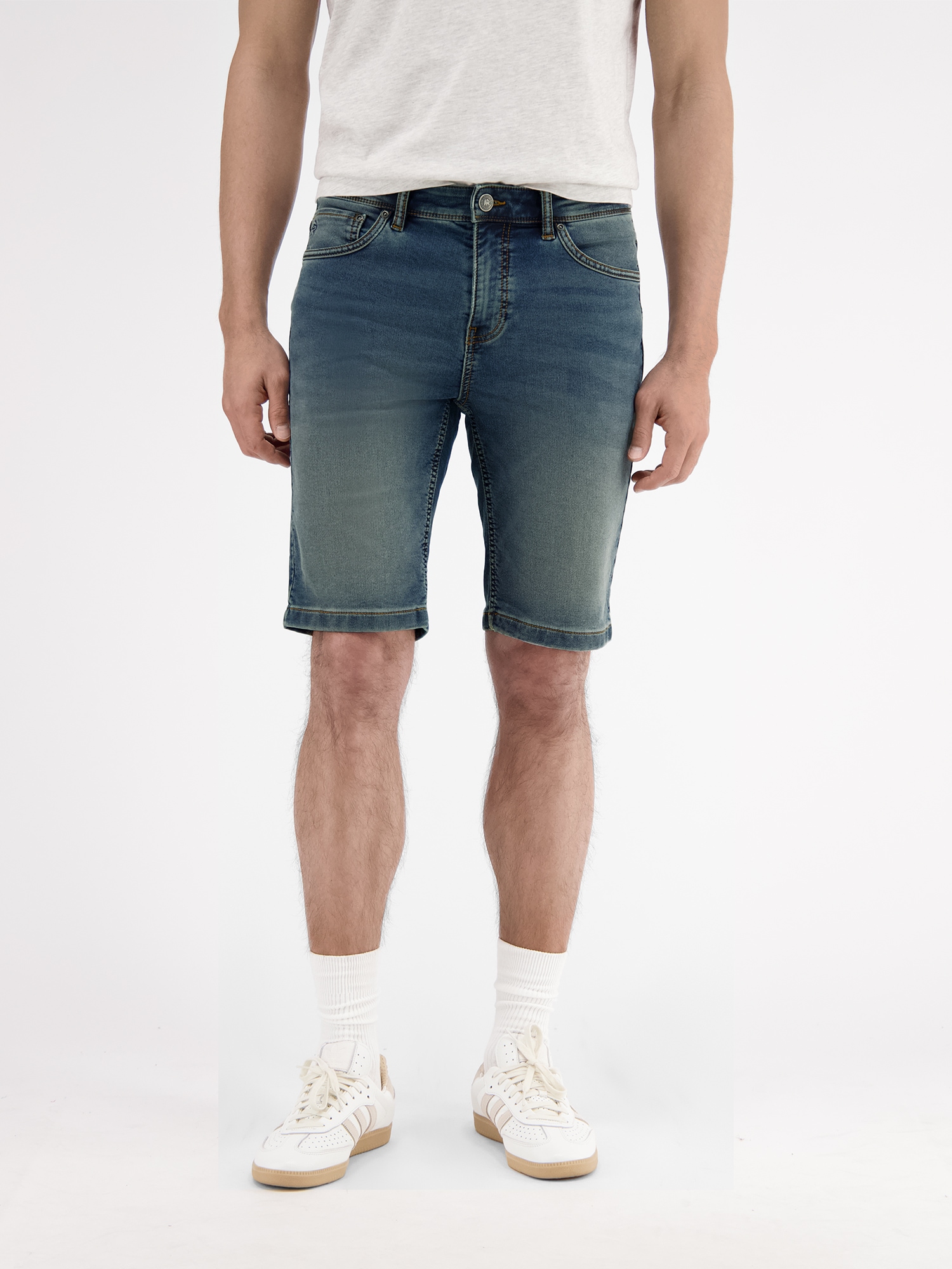 LERROS Jogg-Bermudas »LERROS Bequeme Jogg-Denim Bermuda«