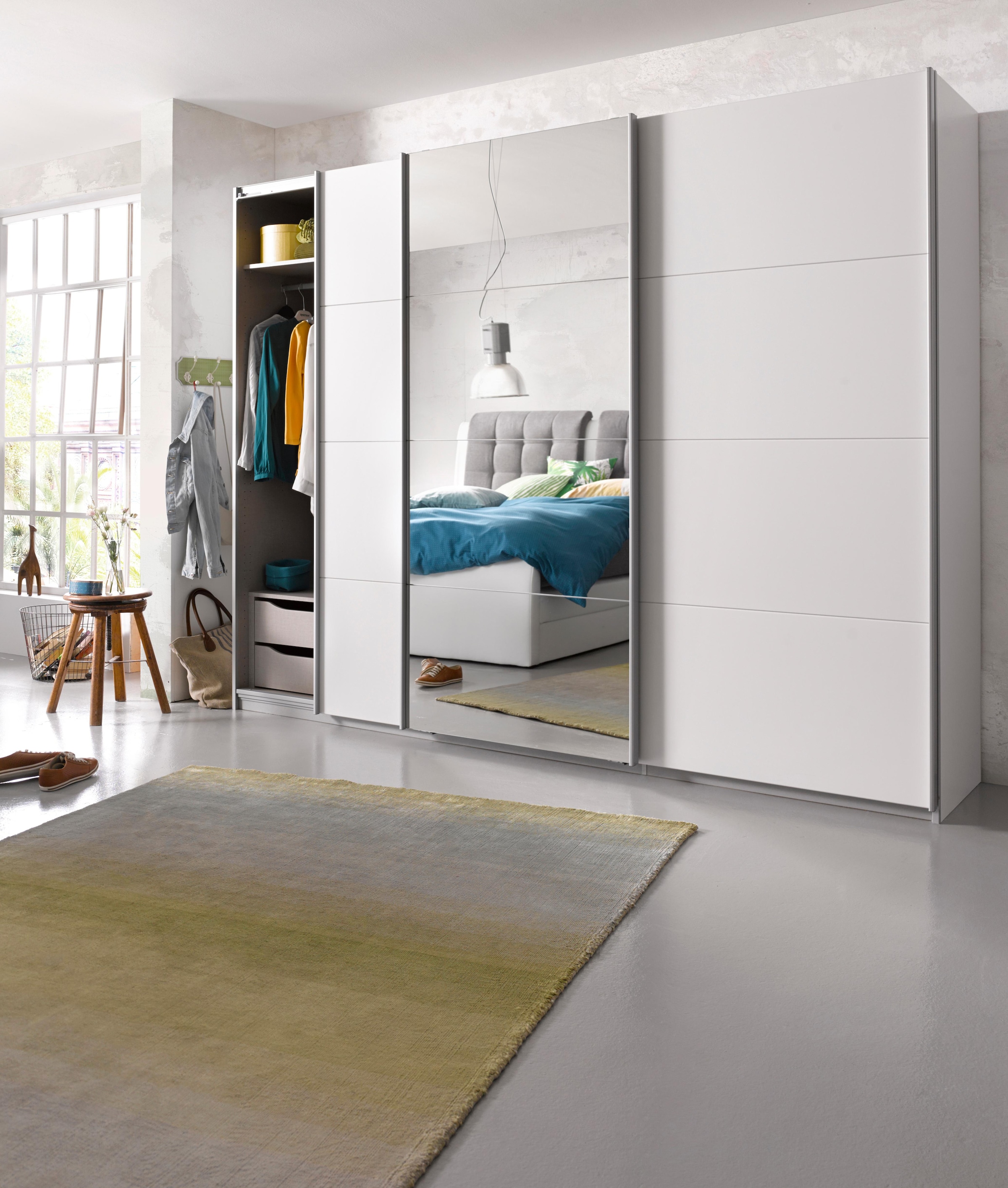 rauch Schwebetürenschrank »Dobene« inkl. Schubkasteneinsatz und Einlegeböden