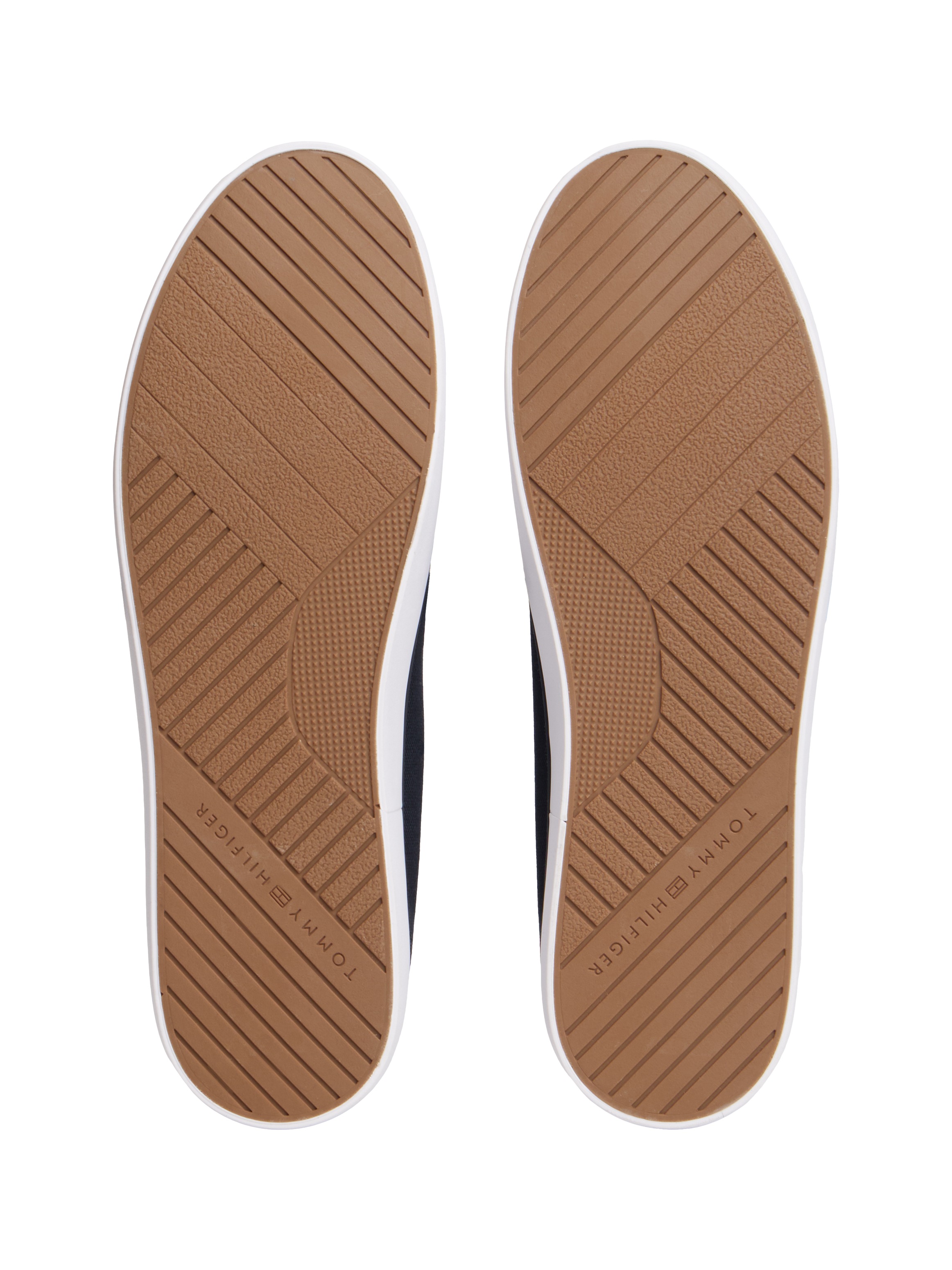 Tommy Hilfiger Sneaker »HARLEM CORE II CVS«  Freizeitschuh, Halbschuh, Schnürer mit Logo-Aufnäher an der Schuhzunge