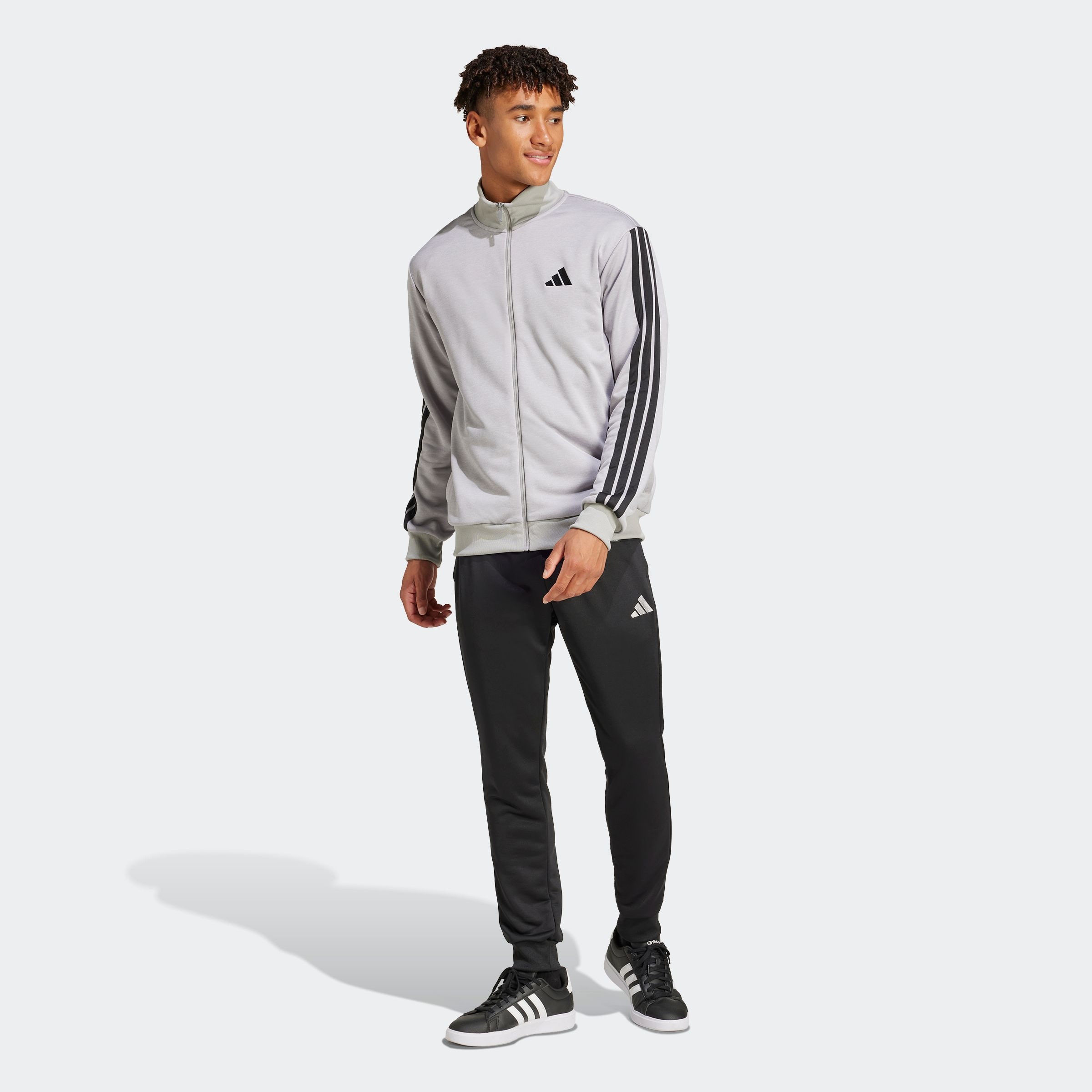 adidas Sportswear Trainingsanzug »M 3S FT TT TS«, (2 tlg.), drei Streifen Tracksuit aus weichem French-Terry-Material