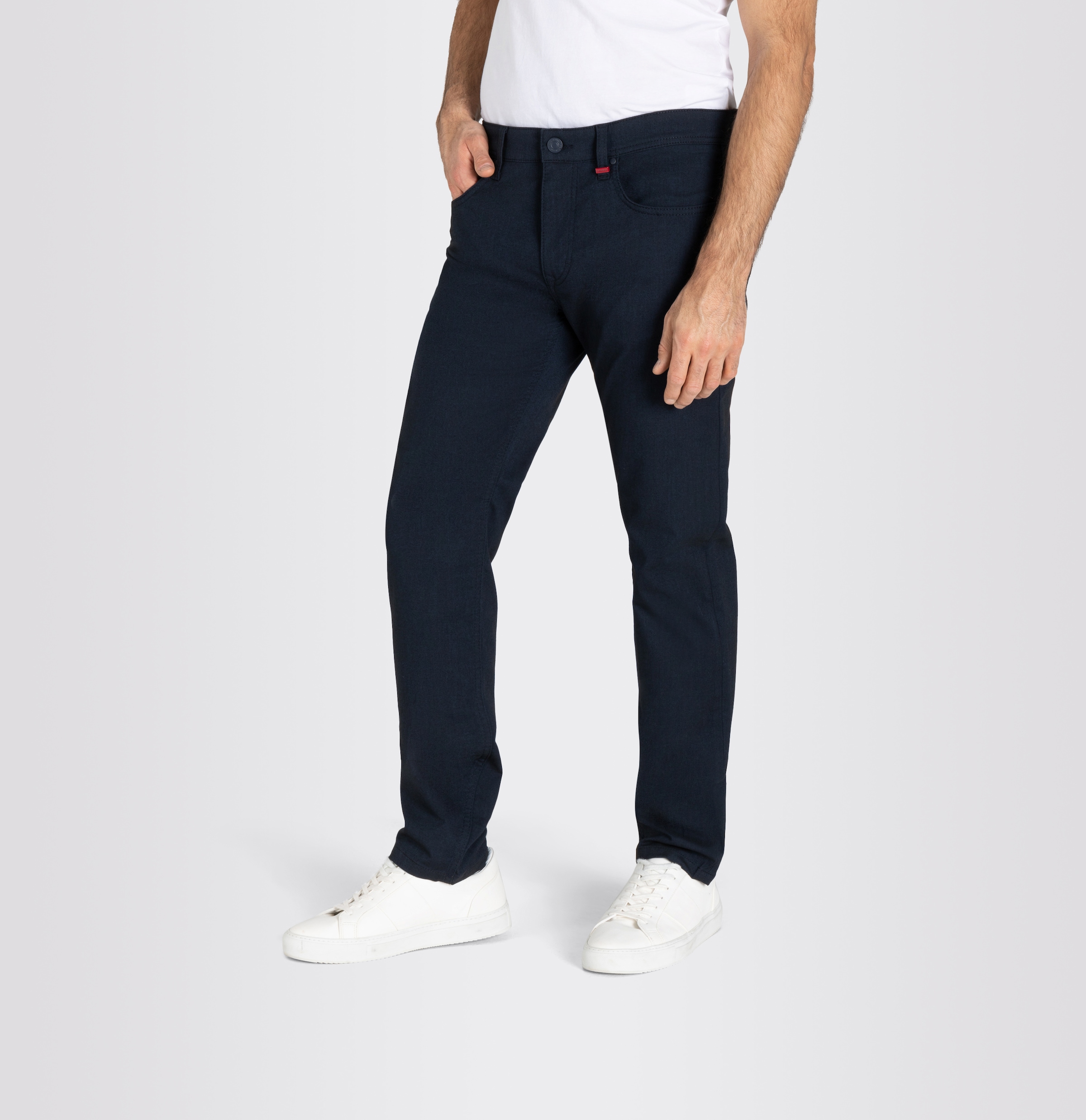 MAC Straight-Jeans »Arne«, in gepflegter Optik, mit Stretch