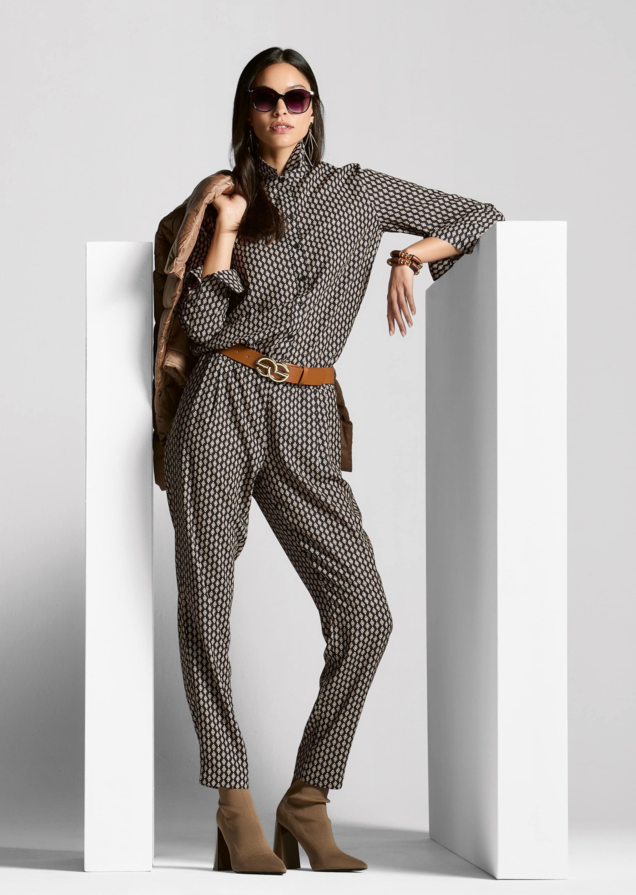 MADELEINE Hemdbluse »Druckbluse Elegante Hemdbluse mit Kragen und Knopfleiste«