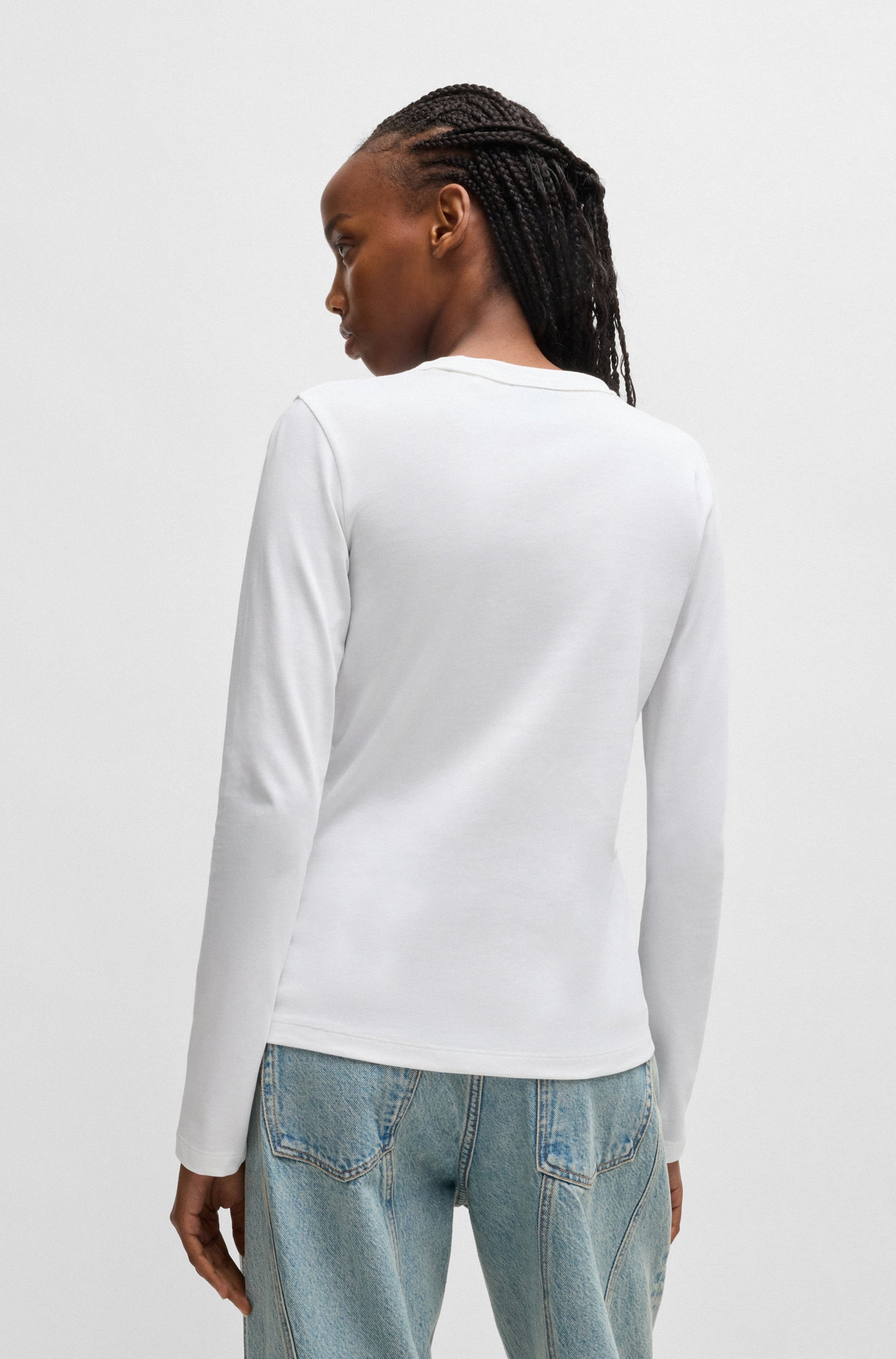 HUGO Blue Longsleeve »Daliria«, mit Label-Badge mit HAPPY HUGO Logo