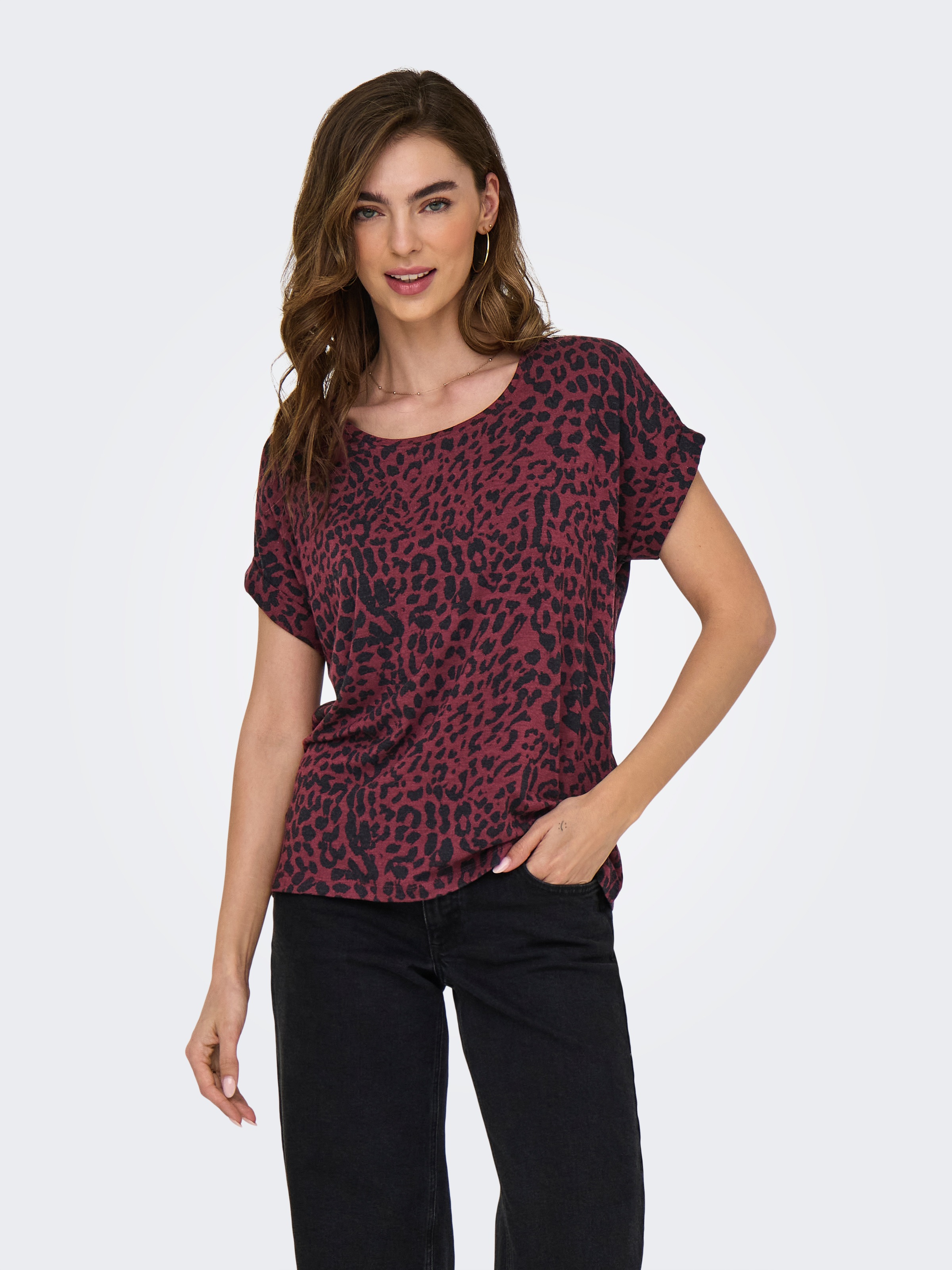 ONLY »ONLMOSTER – Shirt mit Animal-Print und lockerem Schnitt« animal-print, modisch, loose fit, Viskosemischung, Rundhals