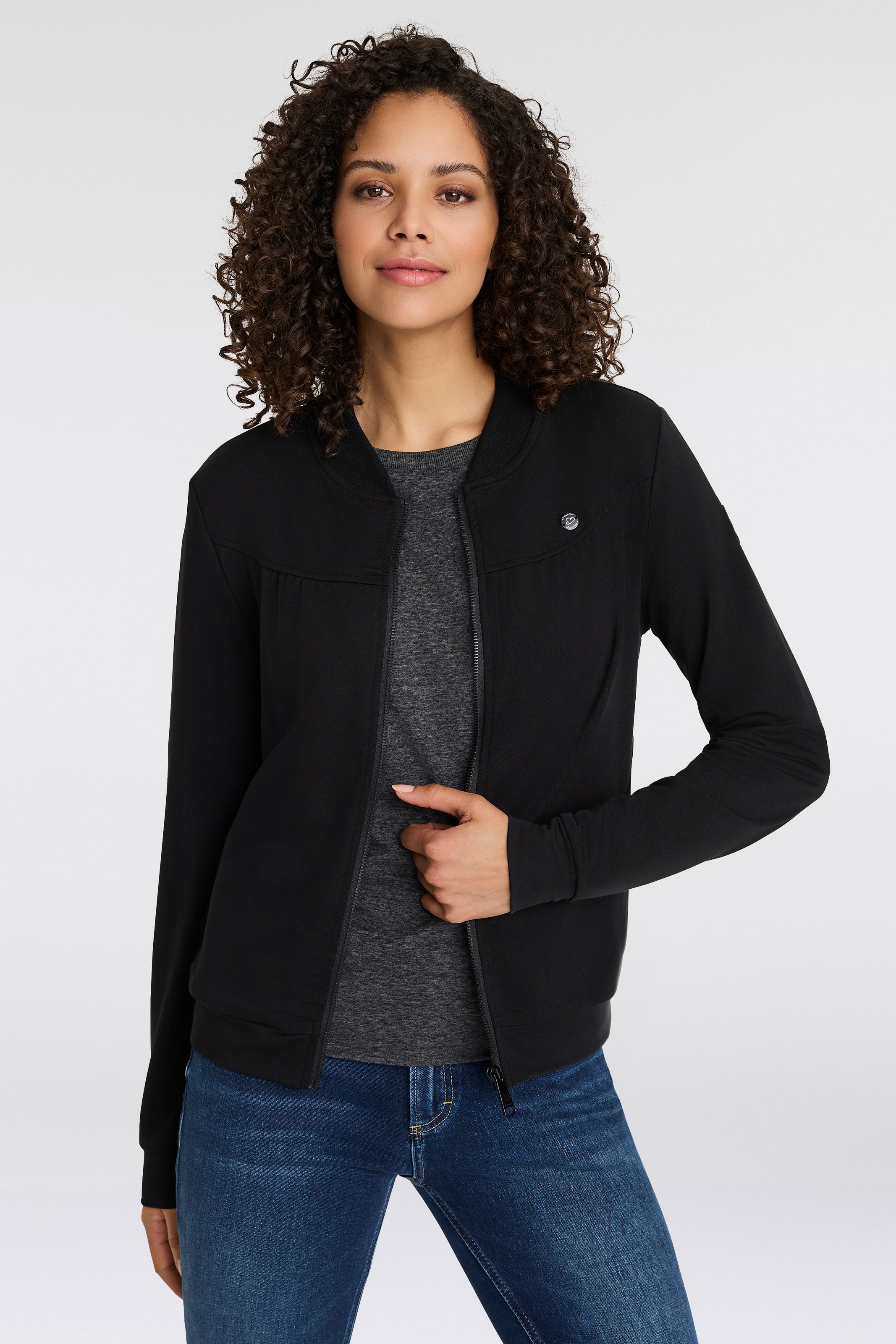 Ragwear Sweatjacke »KENIA CORE«, mit Logo und gerafften Details