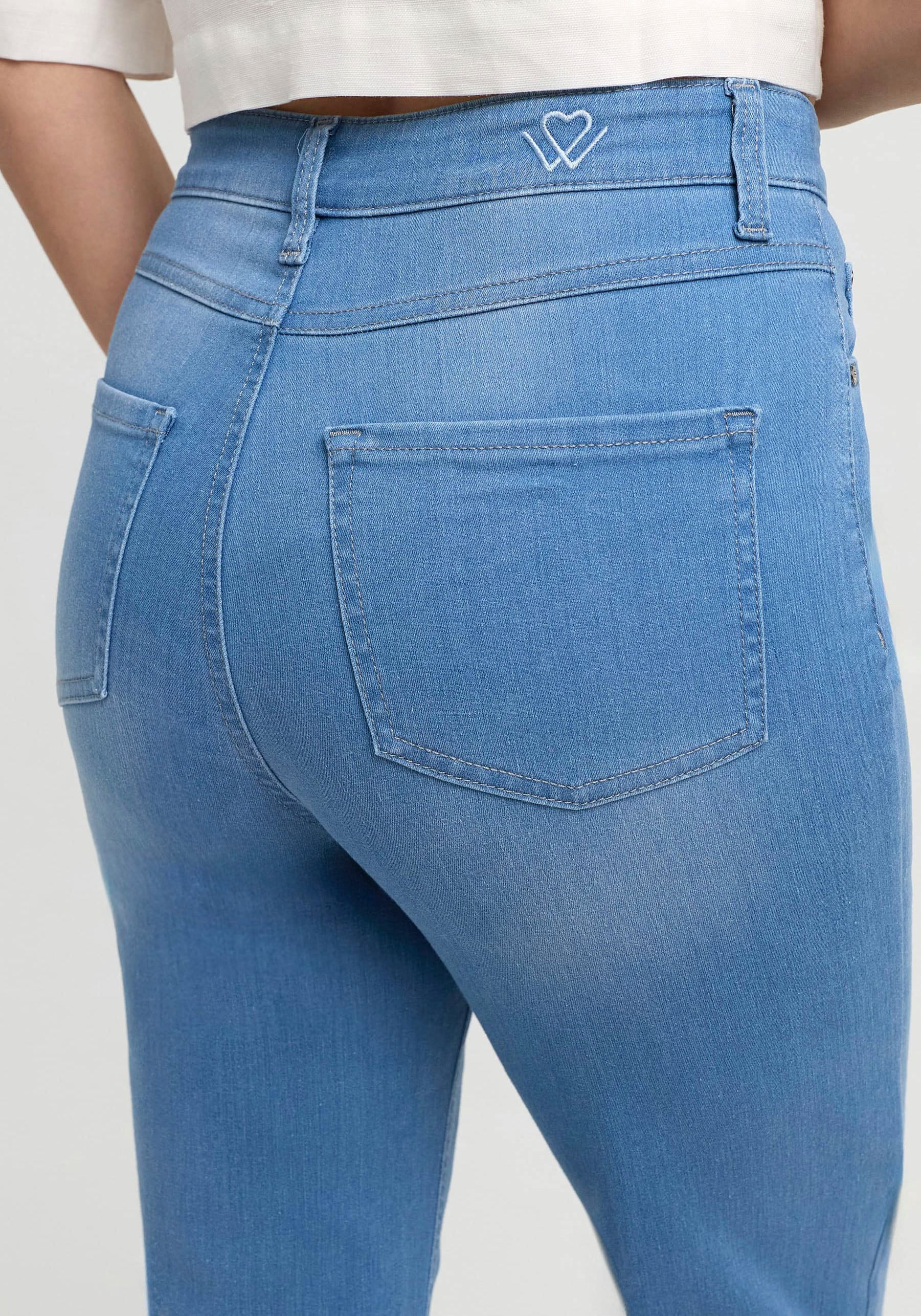 wonderjeans 5-Pocket-Jeans, Flared