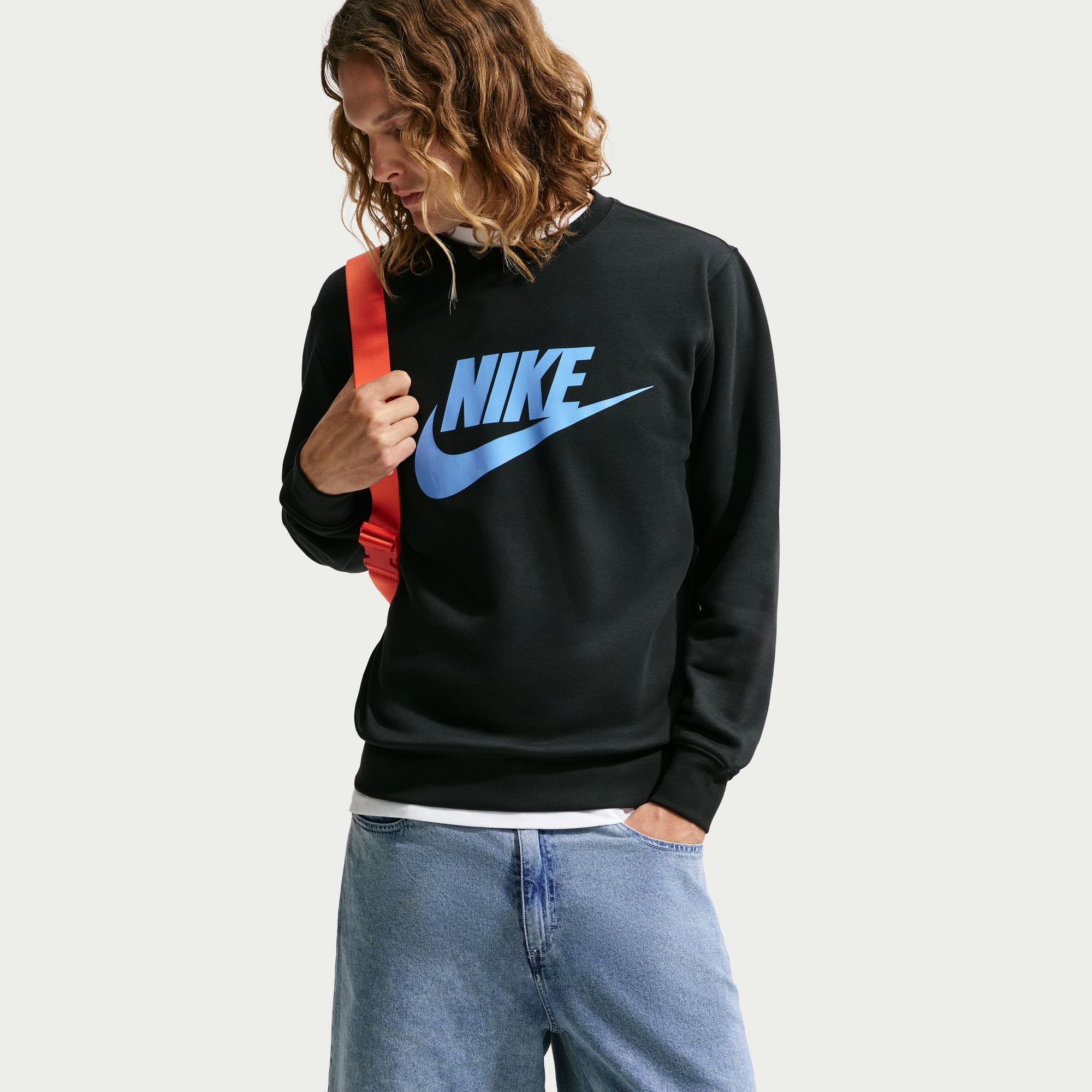 Nike Sportswear T-Shirt »Nike Sportswear Club Men's Graphic Fleece Crew« in mehreren Größen von S bis XXXL verfügbar