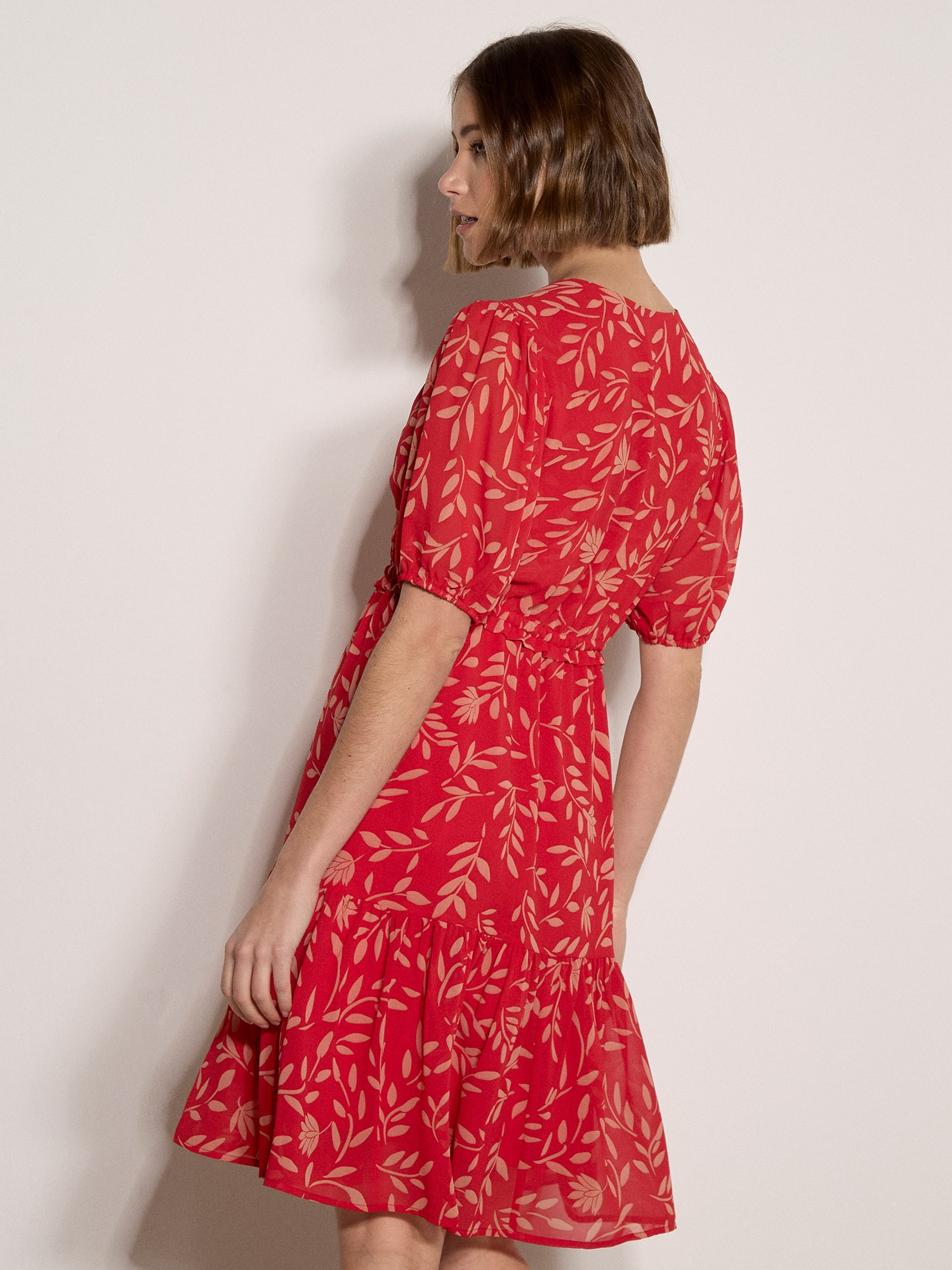 Apricot Minikleid »Silhouette Leaf Mini-Kleid mit Kordelzug«