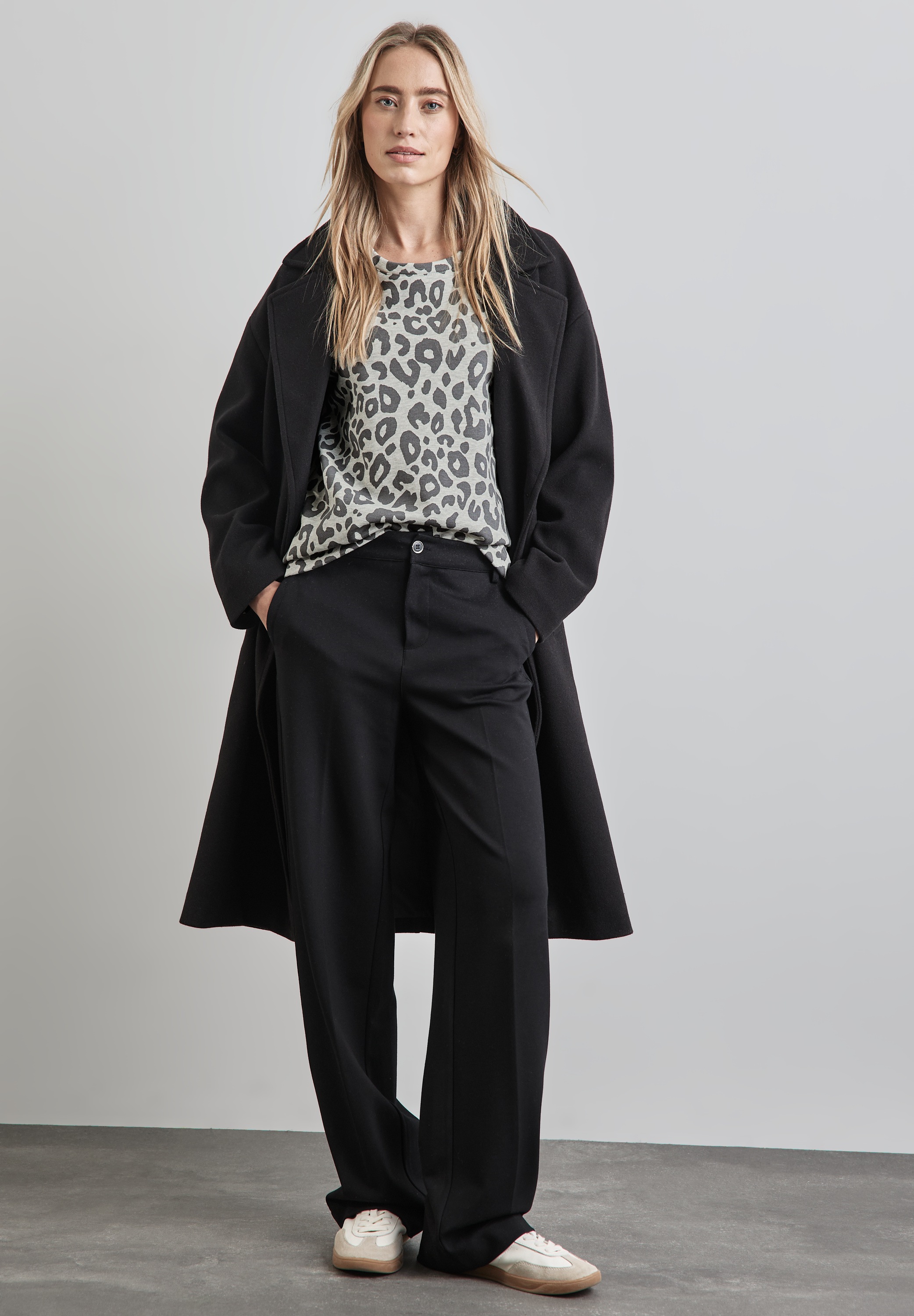 STREET ONE Sweatshirt, mit Leo-Muster
