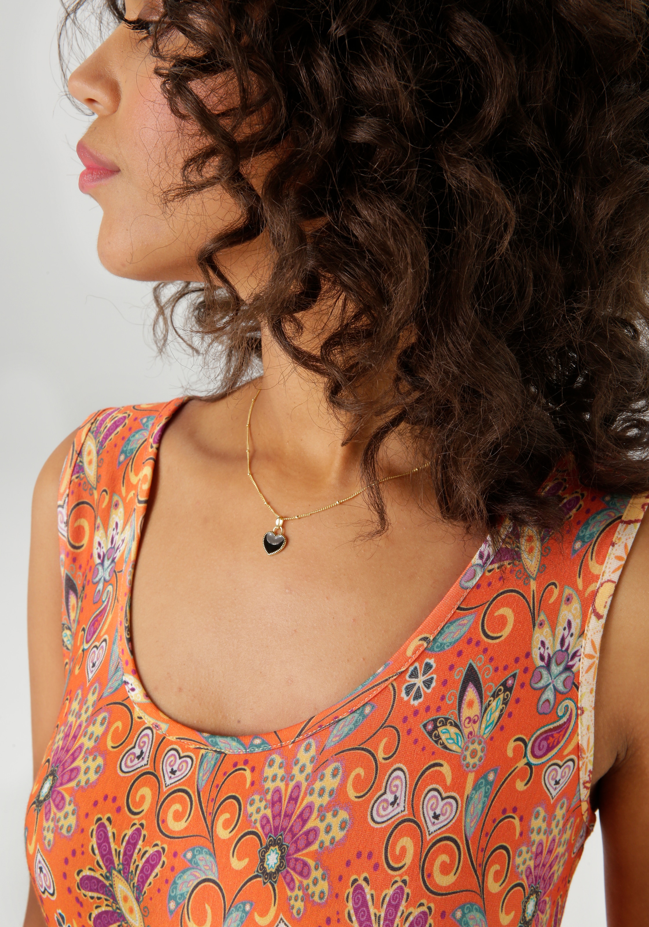 Aniston CASUAL Sommerkleid, mit farbharmonischem Blumendruck und Bordüre am Saum - NEUE KOLLEKTION