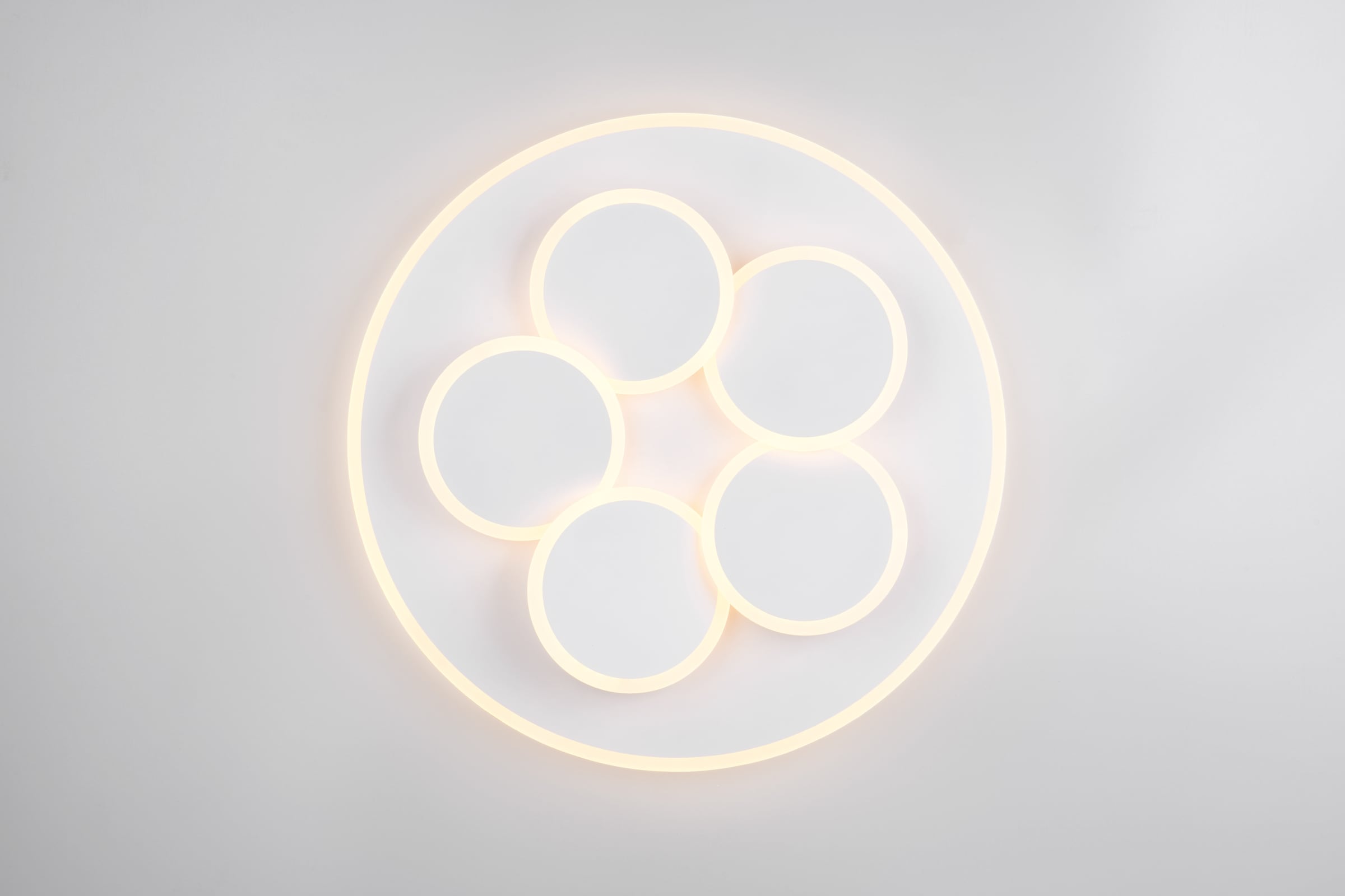 TRIO Leuchten LED Deckenleuchte »MANDALA, LED Deckenlampe mit Fernbedienung, dimmbar CCT Nachtlicht« LED-Board 1 Stk. warmweiß - kaltweiß Memory- und Timerfunktion 4200 Lumen warm- bis kaltweiß 2700-6500K 35W