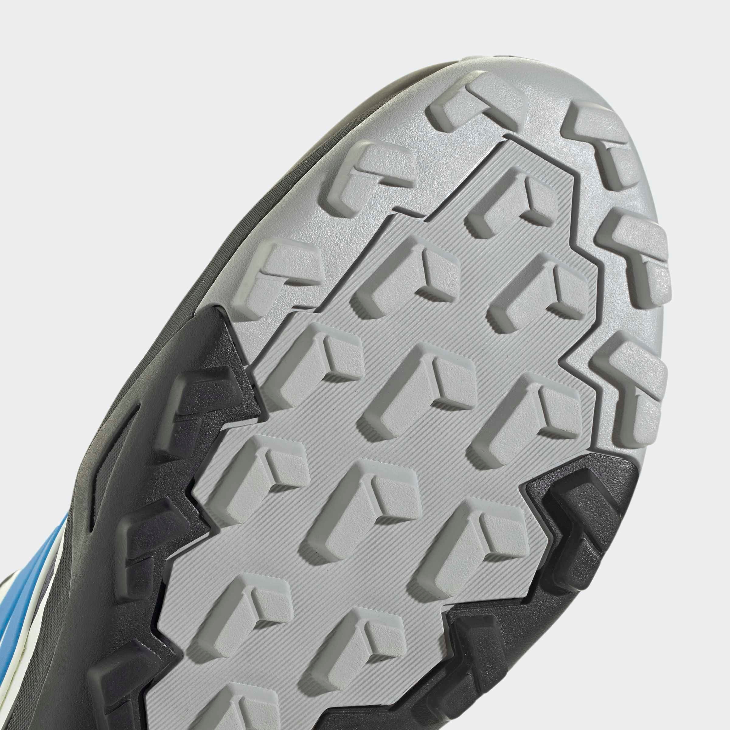 adidas TERREX Wanderschuh »TERREX SKYCHASER GORE-TEX«  wasserdicht dank Gore-Tex Membrane