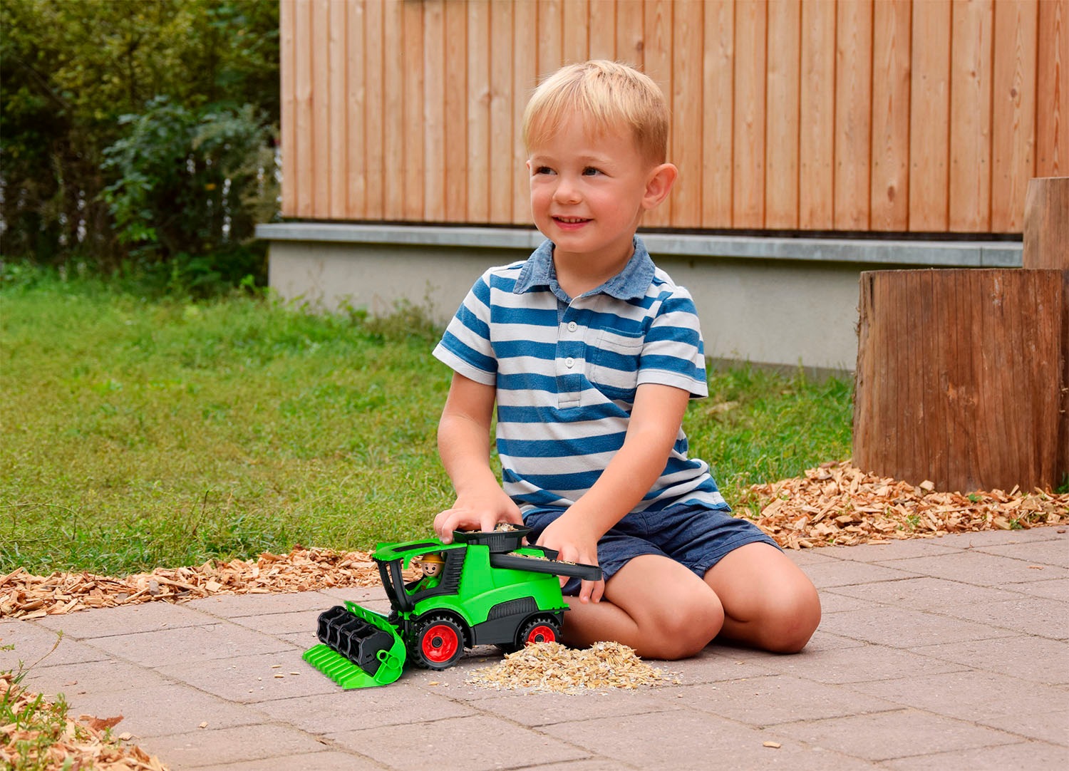 Lena® Spielzeug-Mähdrescher »Truckies«, inklusive Spielfigur; Made in Europe