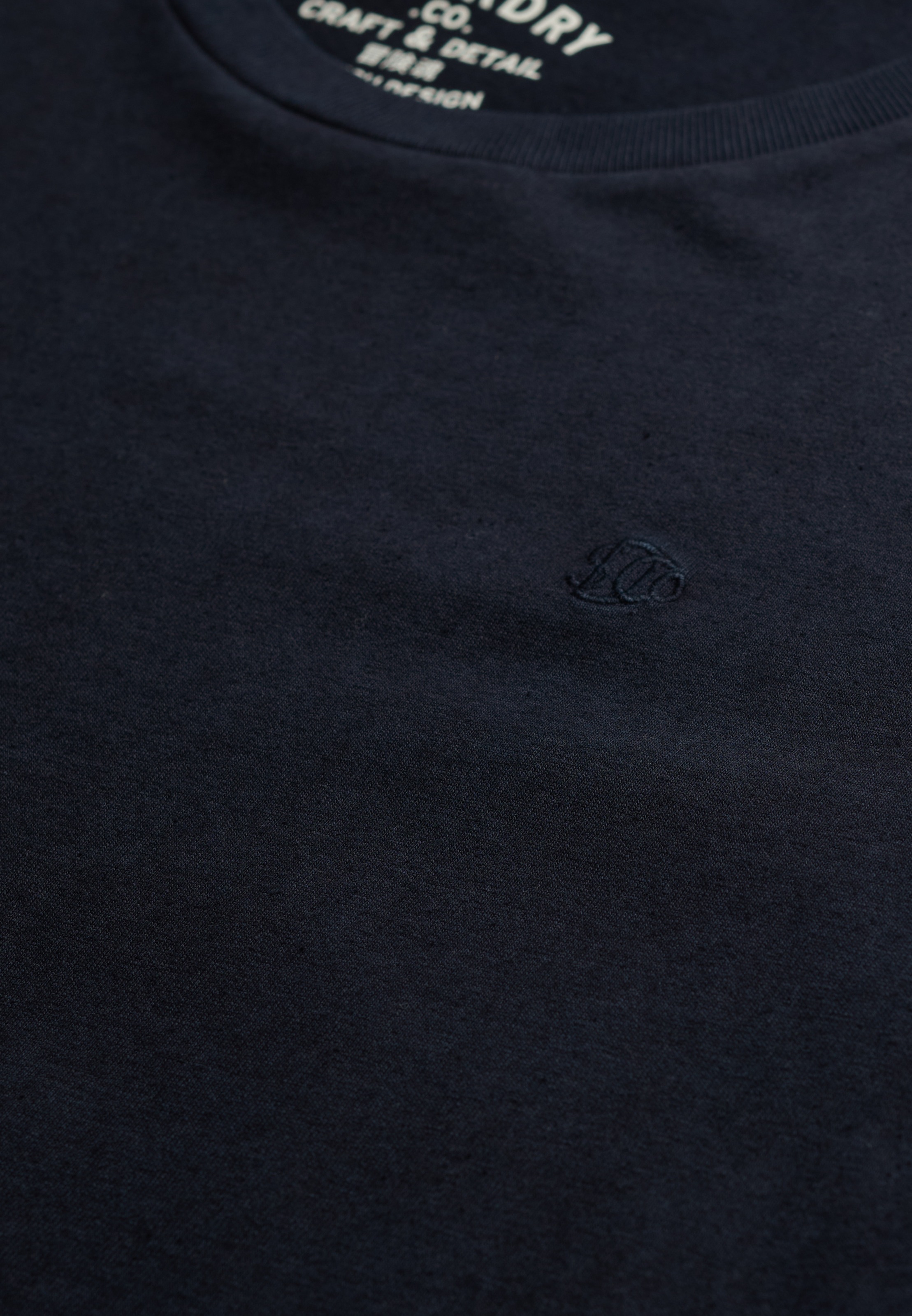 Superdry Rundhalsshirt »ESSENTIALS RELAXED TEE«