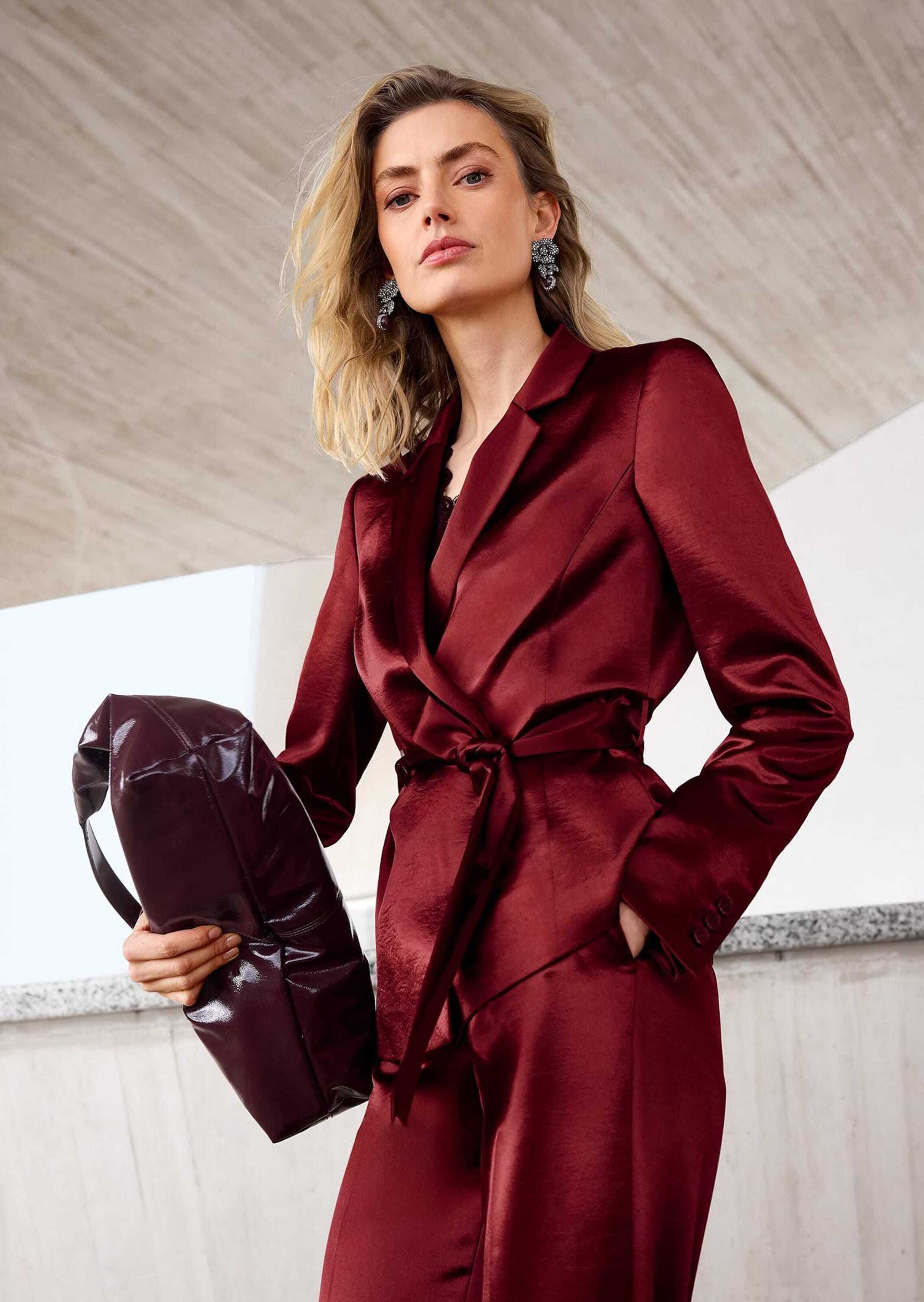 MADELEINE Jackenblazer »Blazer Edler Satinblazer mit Bindeband«