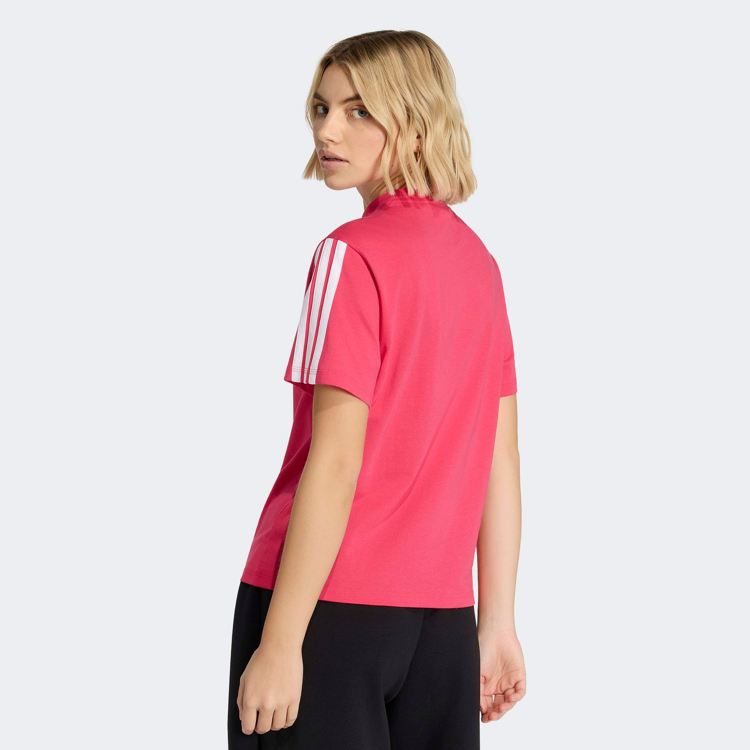 adidas Sportswear T-Shirt »ESSENTIALS 3-STREIFEN COTTON« klassische 3-Streifen an den Ärmeln, ohne Verschluss