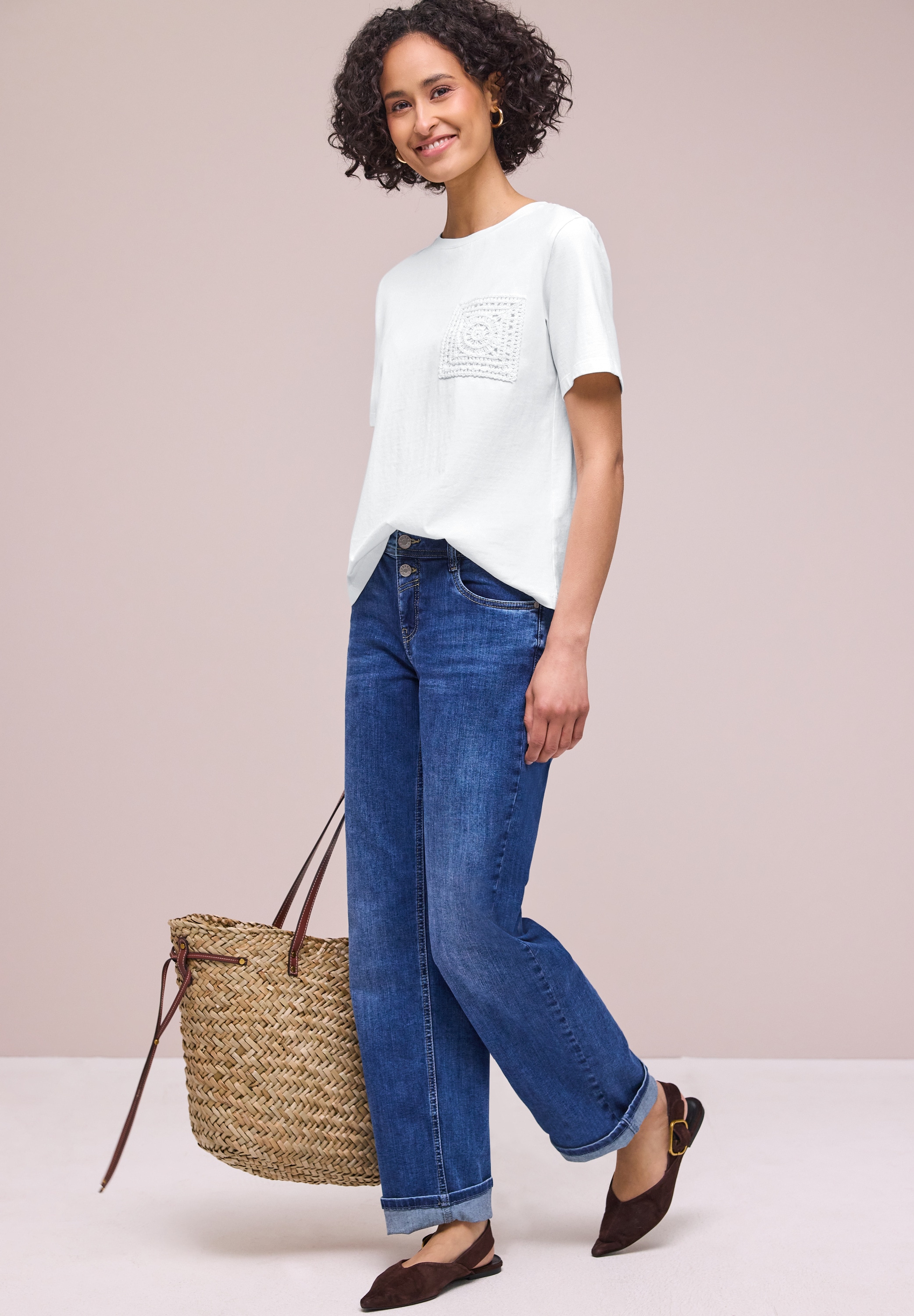 STREET ONE Kurzarmshirt Sommershirt mit Rundhals und Crochet-Tasche