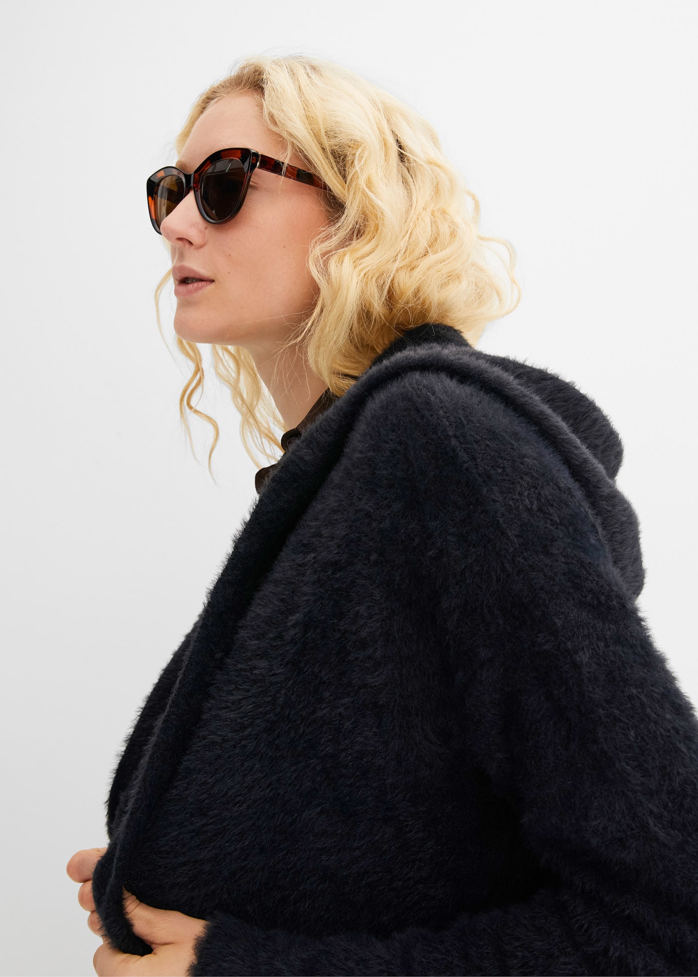 bonprix Strickmantel