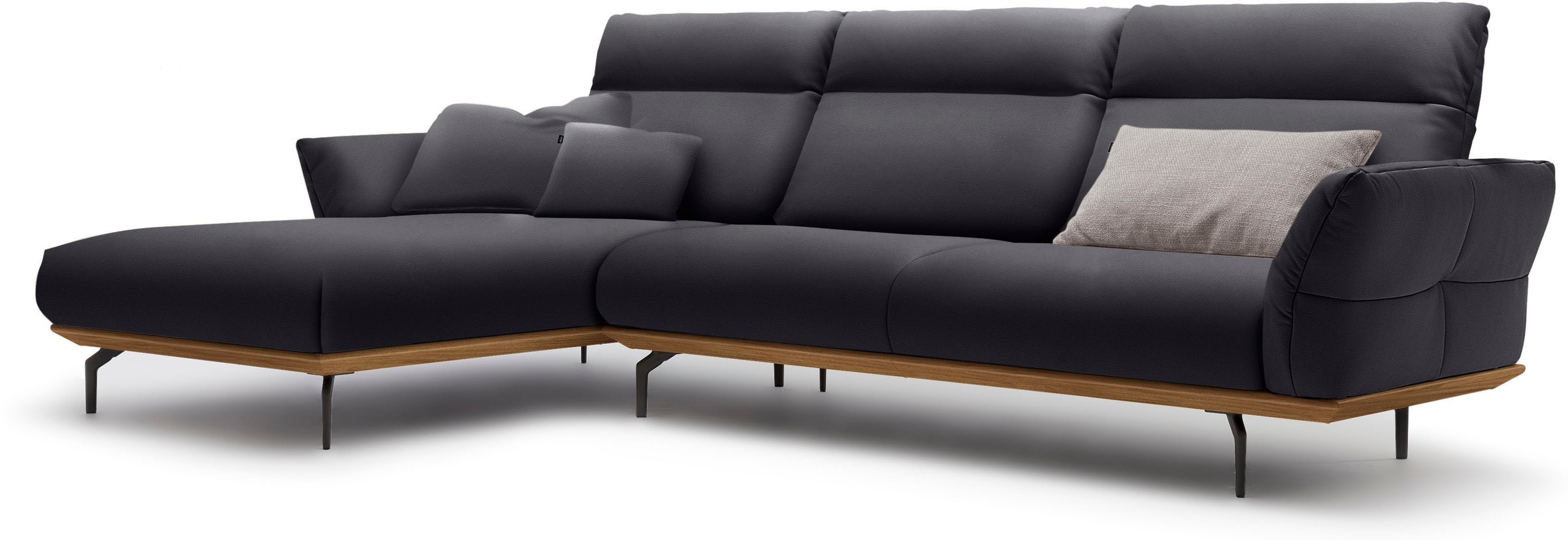 Creation BY ROLF BENZ Ecksofa »CR.460«, Sockel in Nussbaum, Winkelfüße in Umbragrau, Breite 318 cm