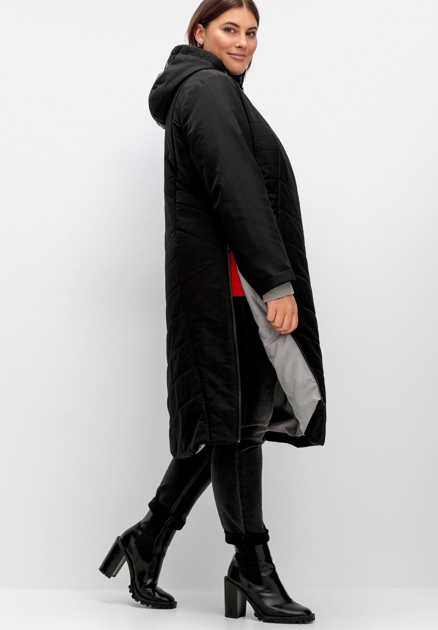 Sheego Steppjacke »Steppmantel Steppmantel mit seitlichen Reißverschlüssen« Abnehmbare Kapuze