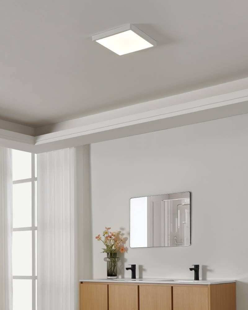EGLO Deckenleuchte »FUEVA 5 Deckenlampe, weiß, IP44, geringe Aufbauhöhe, 20 Watt, Quadrat«, Leuchtmittel LED-Modul | LED fest integriert, Aufbauleuchte, Badezimmer, Bad-Deckenlampe, modern, 28,5x28,5x2,8cm