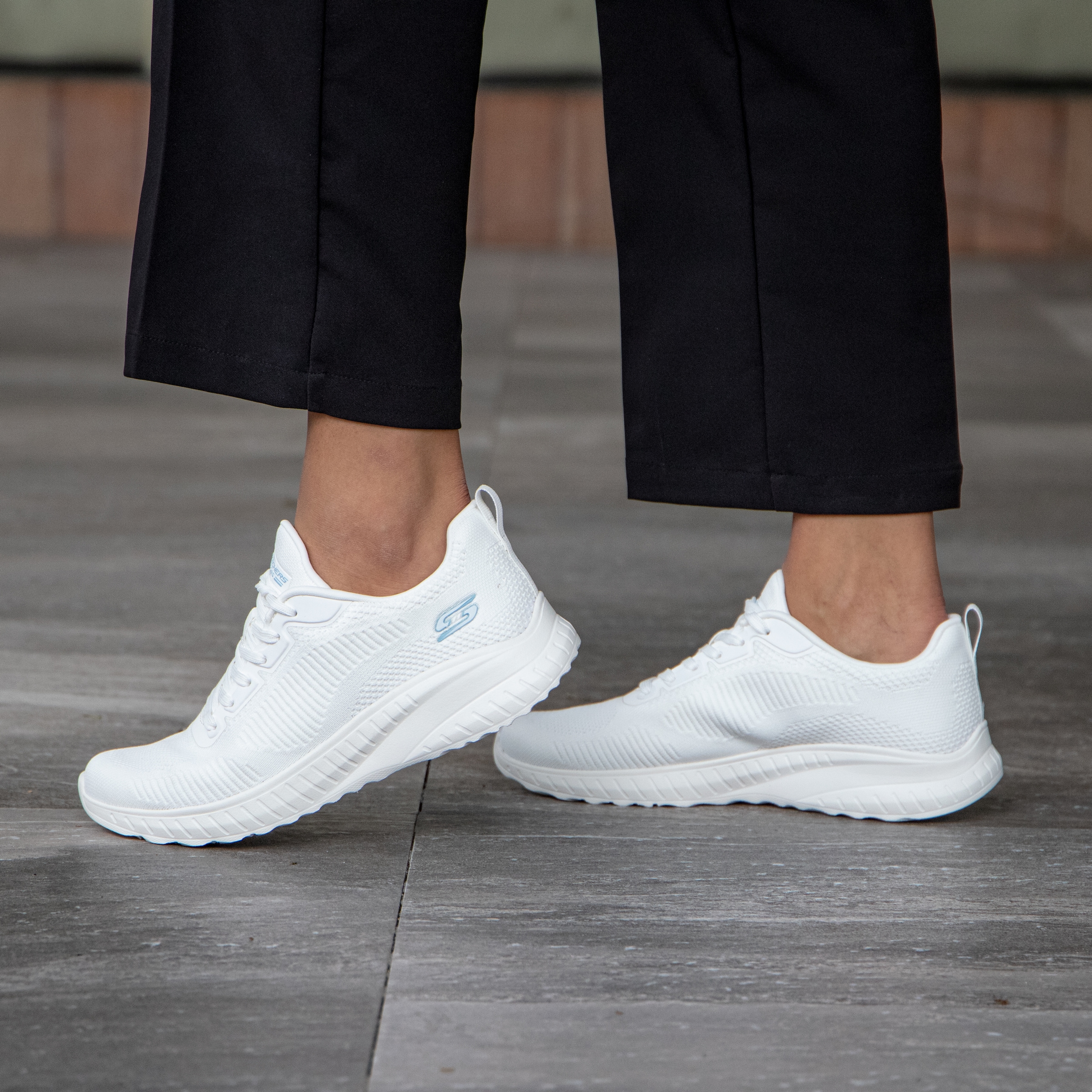 Skechers Sneaker »BOBS SQUAD CHAOS FACE OFF«, Freizeitschuh, Halbschuh, Schnürschuh mit Komfort-Innensohle