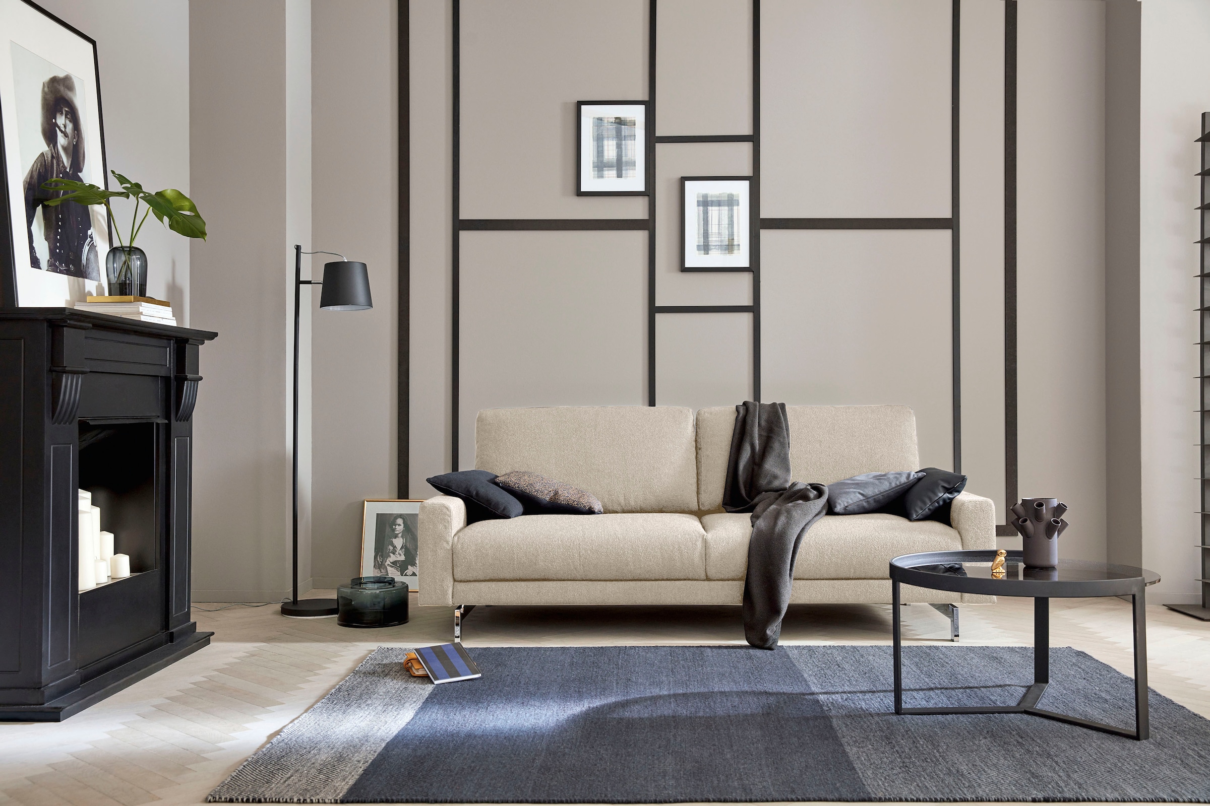 hülsta sofa 2-Sitzer »hs.450«, Armlehne niedrig, Fuß chromfarben glänzend, Breite  164 cm kaufen bei OTTO
