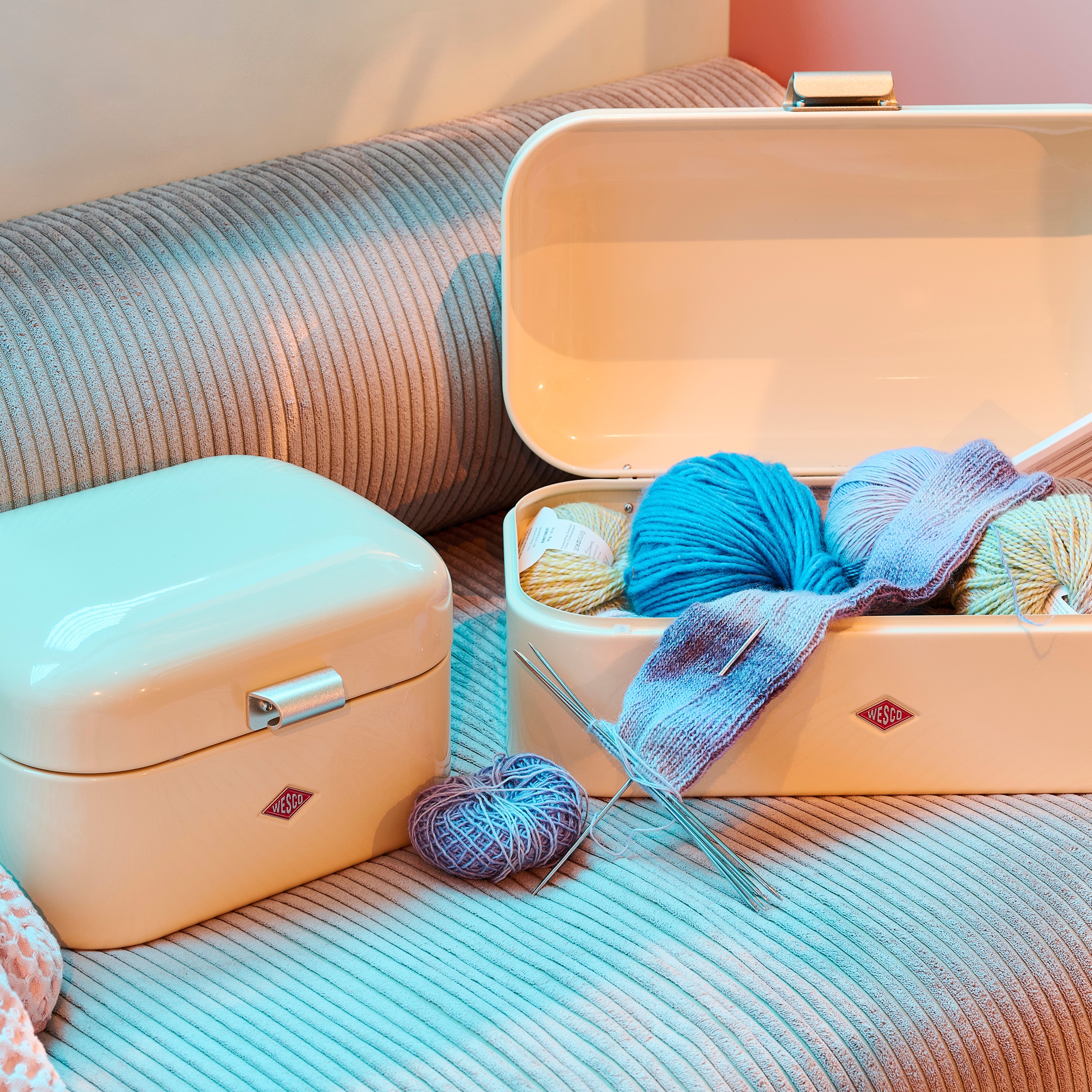 WESCO Brotkasten »Grandy - Brotdose« 1 Stk. tlg. Lüftungslöcher auf der Rückseite, Metallschaniere