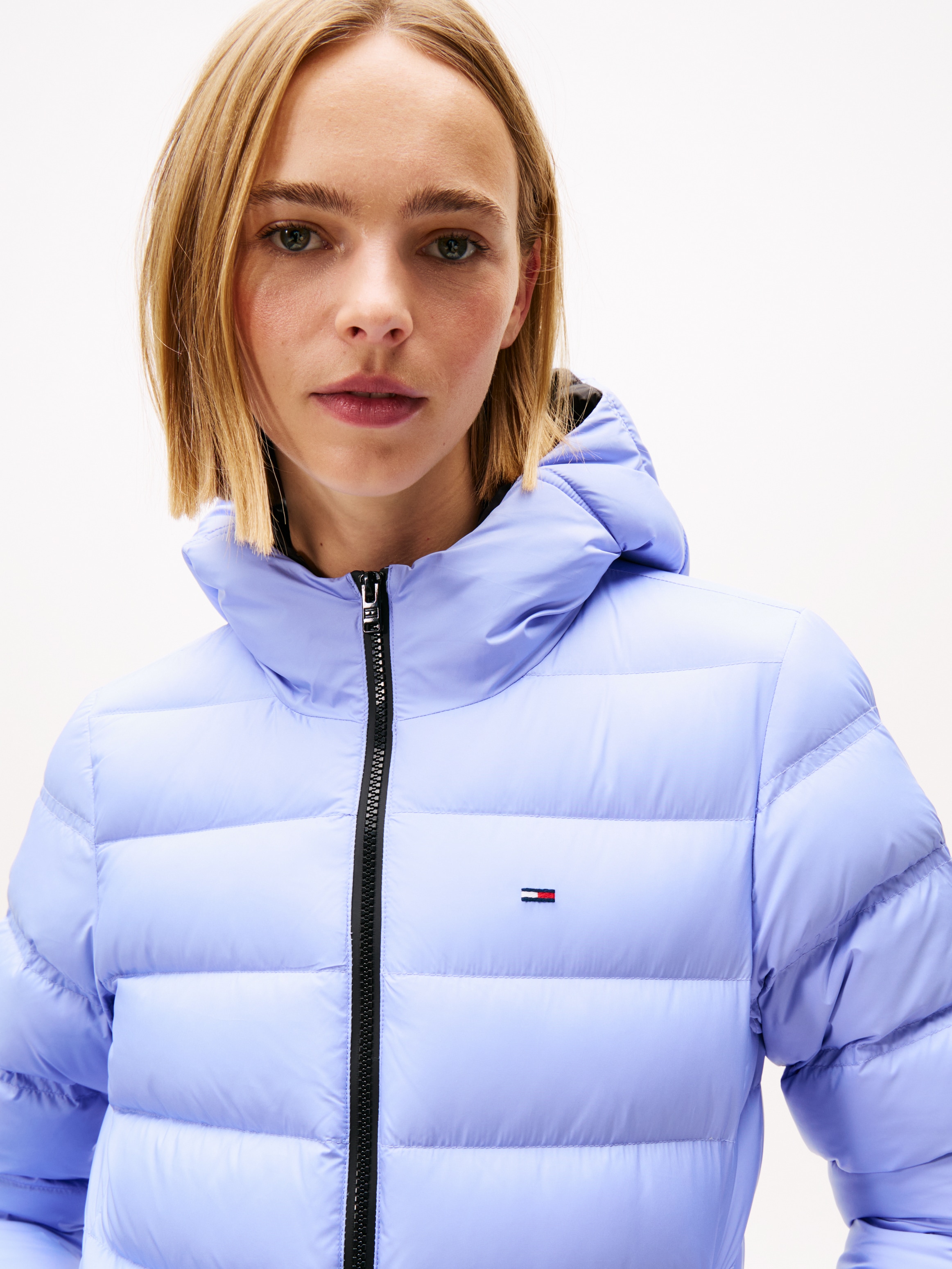 Tommy Jeans Steppjacke »TJW SLIM HOOD PRNT DOWN JCKT EXT«, mit Kapuze