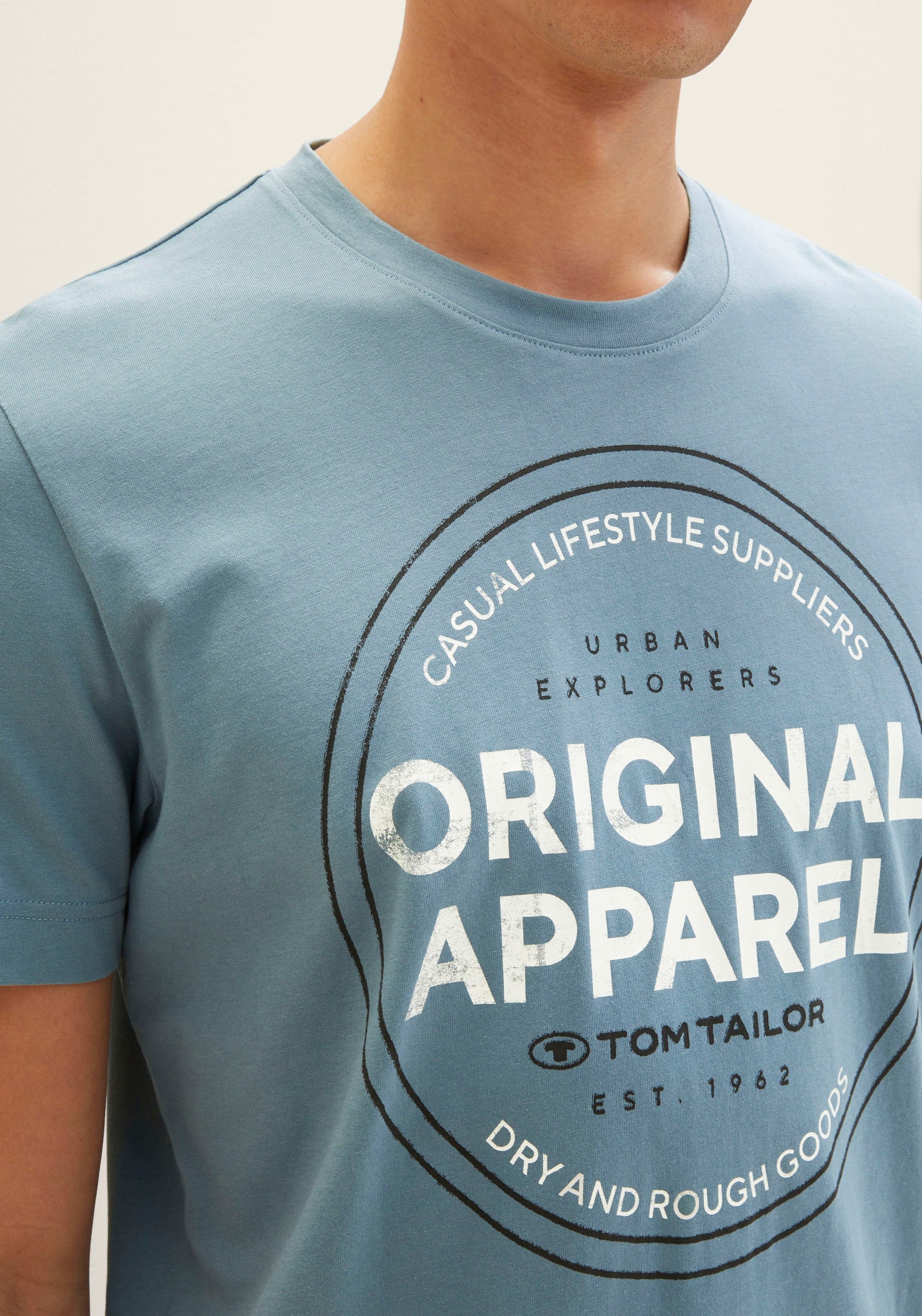 TOM TAILOR T-Shirt, 1x auf OTTO 1x online Logo Print mit Brust bei (Packung, großem tlg.), mit der 2 kaufen kleinem