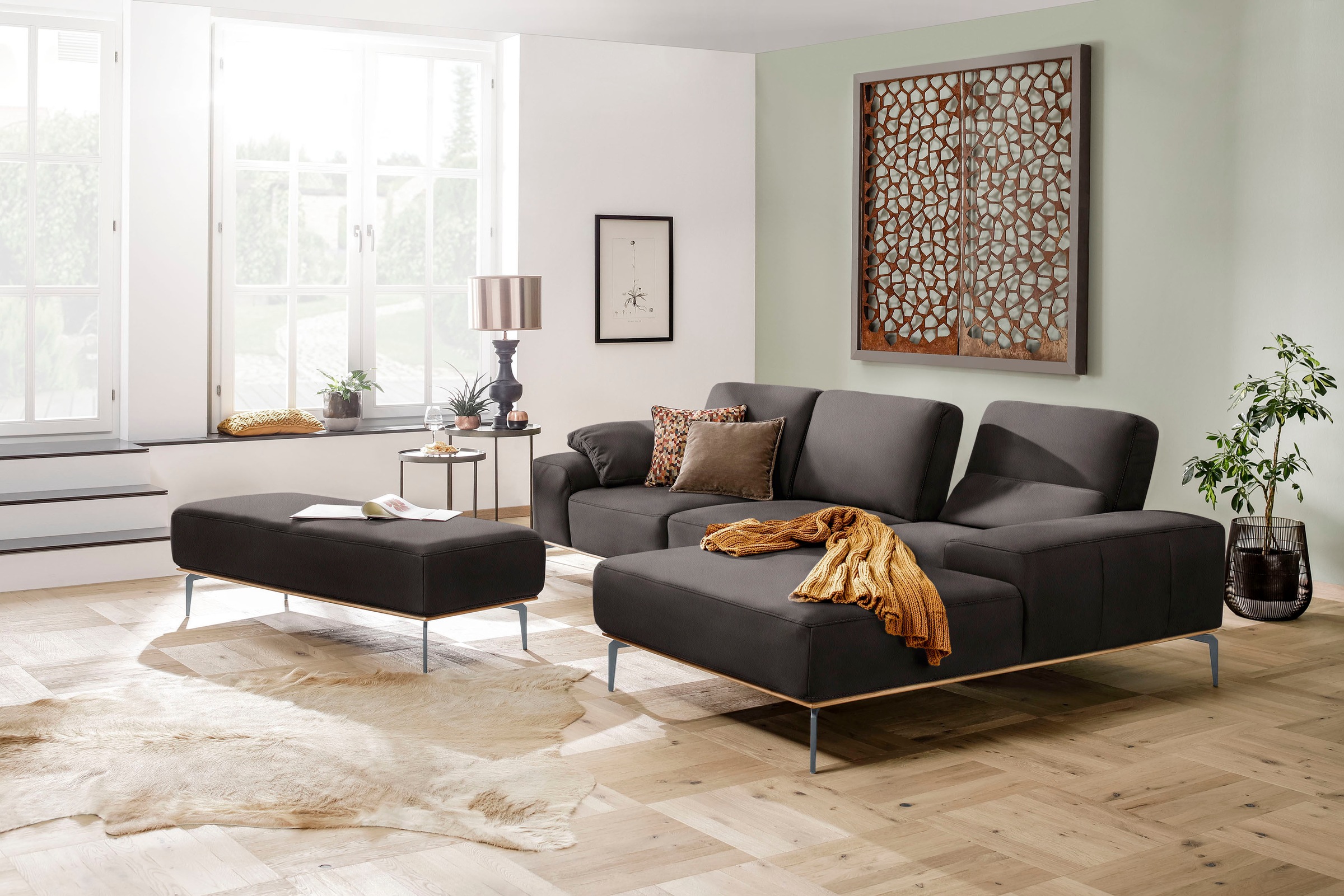 W.SCHILLIG Ecksofa »run, Designsofa mit tollem Sitzkomfort, bequem, L-Form«, mit elegantem Holzsockel, Füße in Silber matt, Breite 299 cm