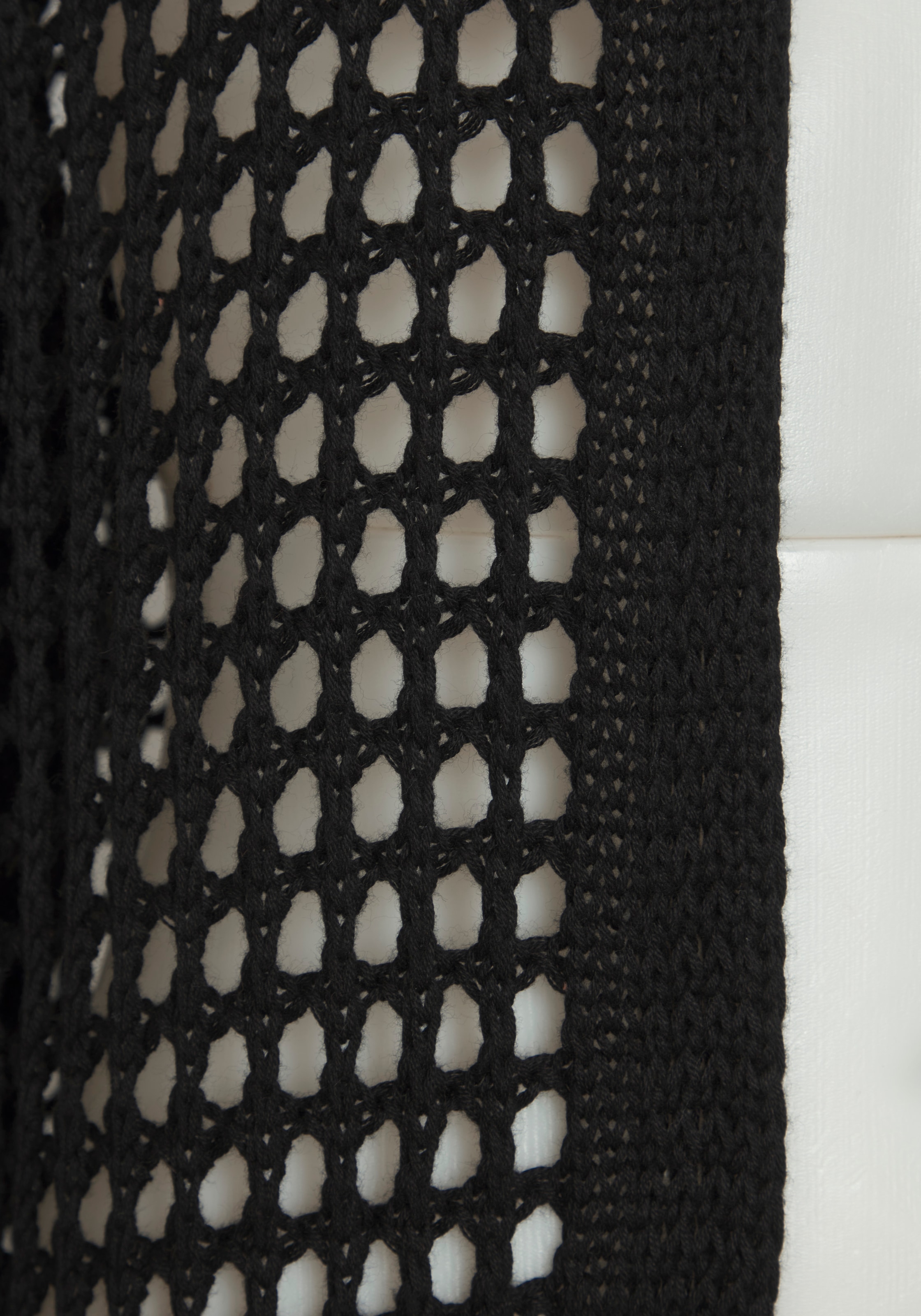 LASCANA Longstrickjacke ohne Ausschnitt, Rippstrickbündchen, figurumspielende Passform