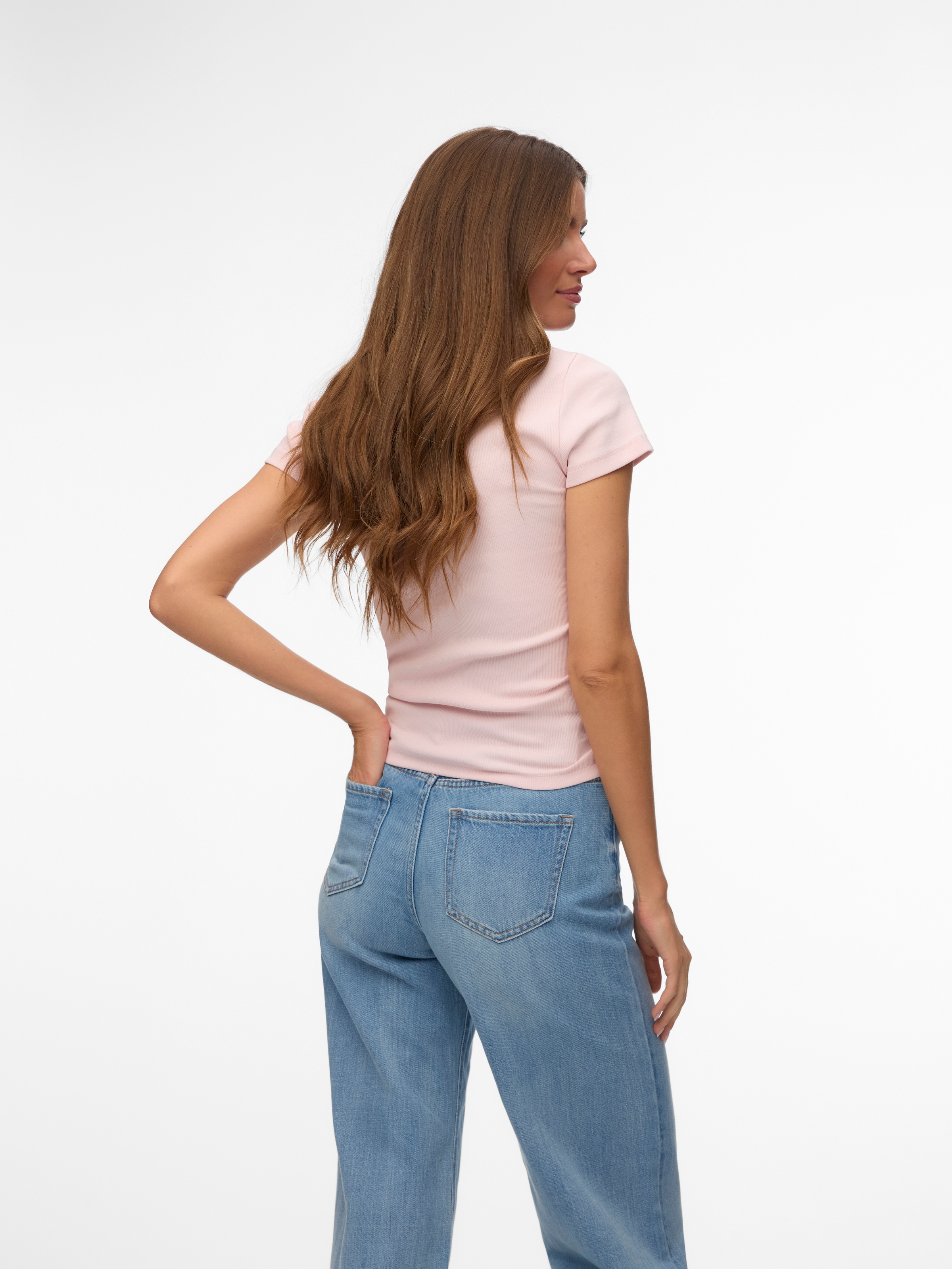Vero Moda Kurzarmshirt »VMCHLOE CS SHORT U-NECK NOOS« Baumwollmischung