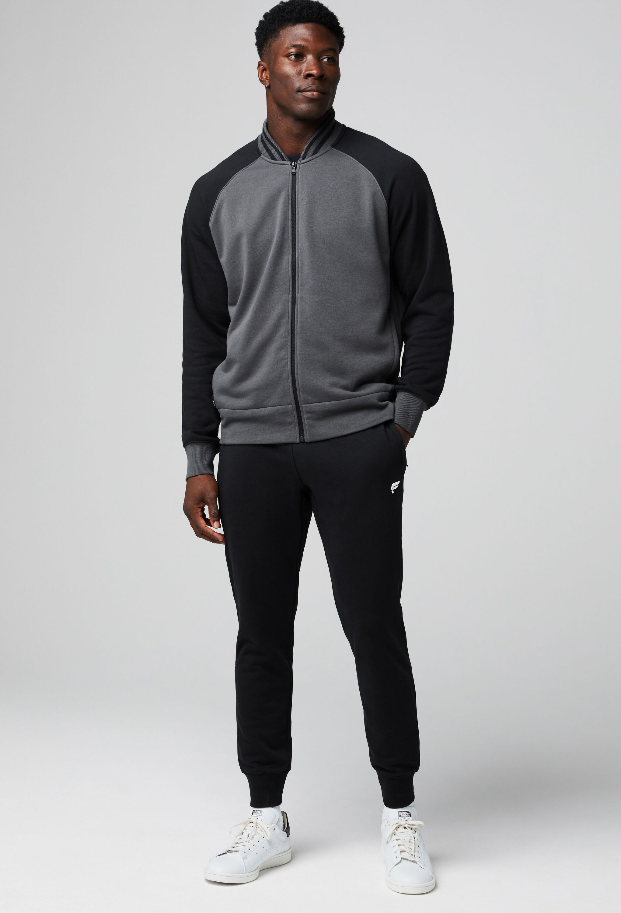 Fabletics Jogginghose »Fabletics PANTS THE-YEAR-ROUND-TERRY-JOGGER«  aus Recyclingmaterialien