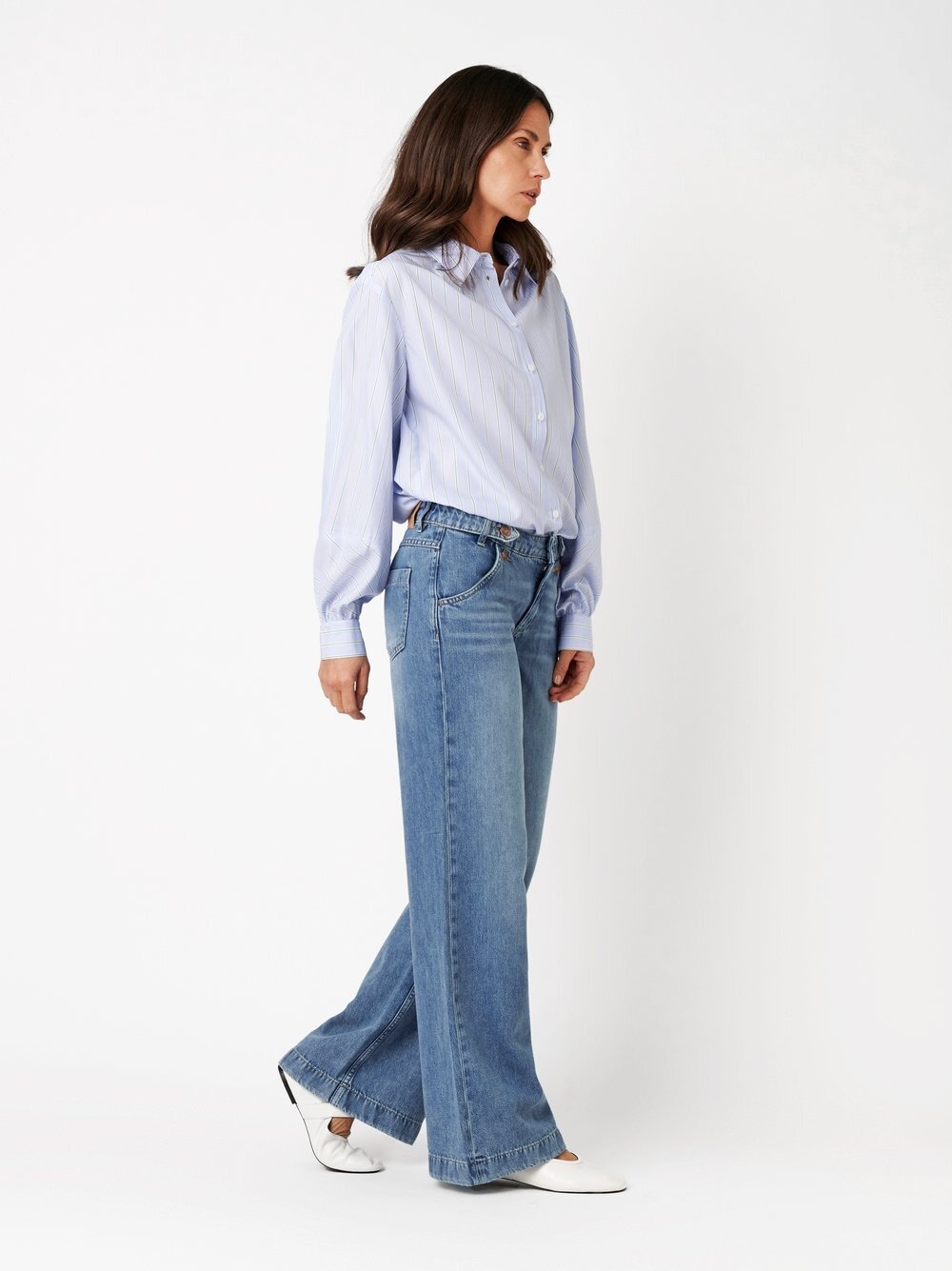 TONI Bootcut-Jeans »Ella Wide« mit Schnallen und Knöpfen am Bund