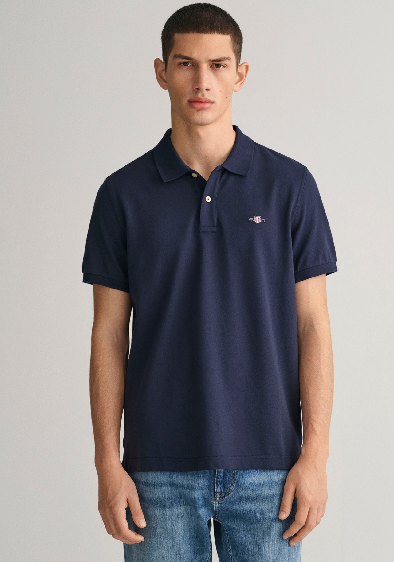Gant Poloshirt »REG SHIELD SS PIQUE POLO«, mit Logo und Flachstrickkragen 100% Baumwolle Pique