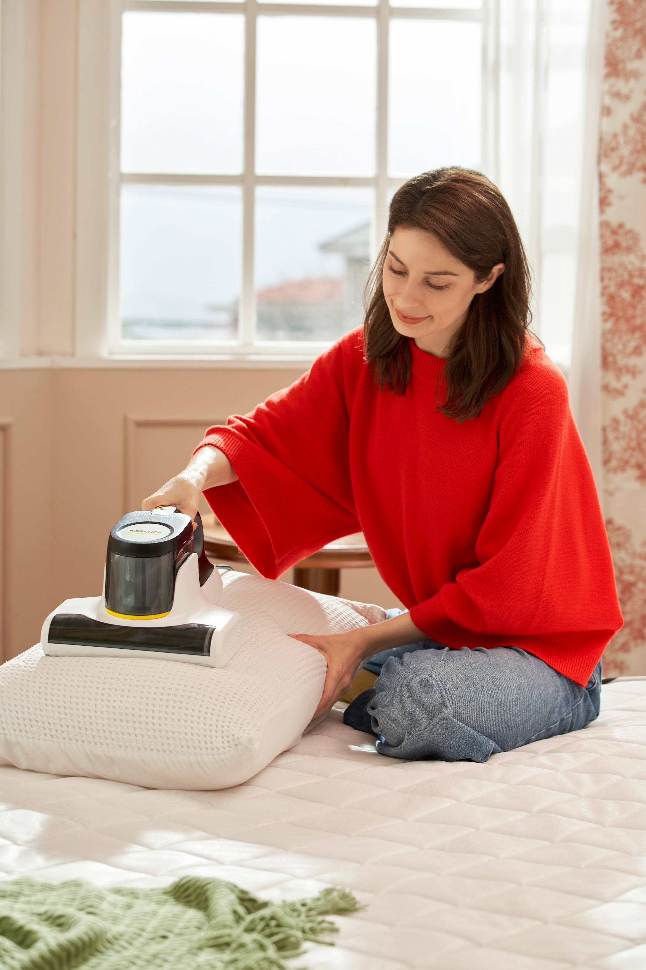 KÄRCHER Handstaubsauger »VCH 4 UVClean« 500 W beutellos UV-C-Licht, Vibration und starke Saugkraft