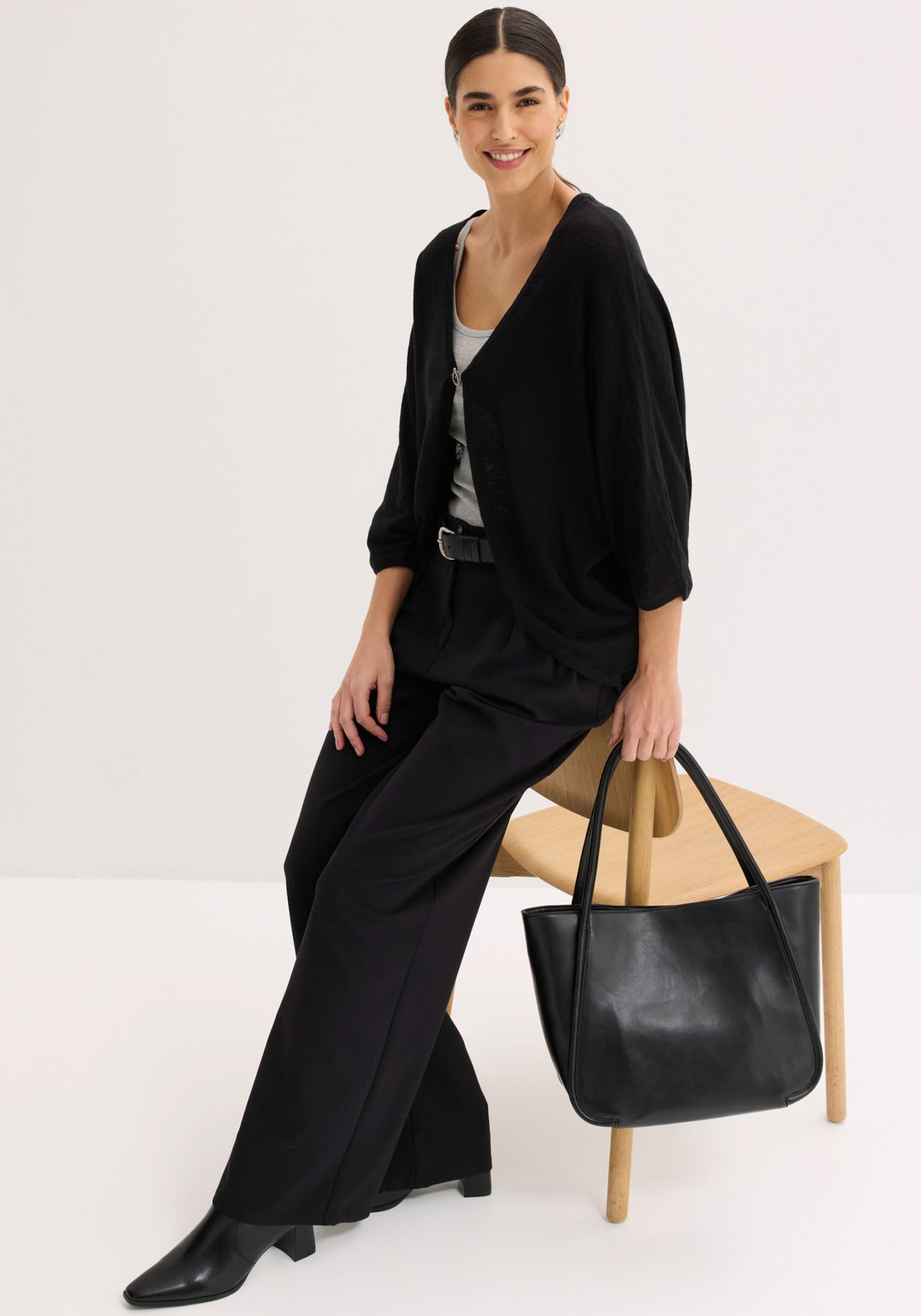 bonprix Strickjacke Oversize-Passform, 3/4-Ärmel, eleganter Stil, aus Baumwolle