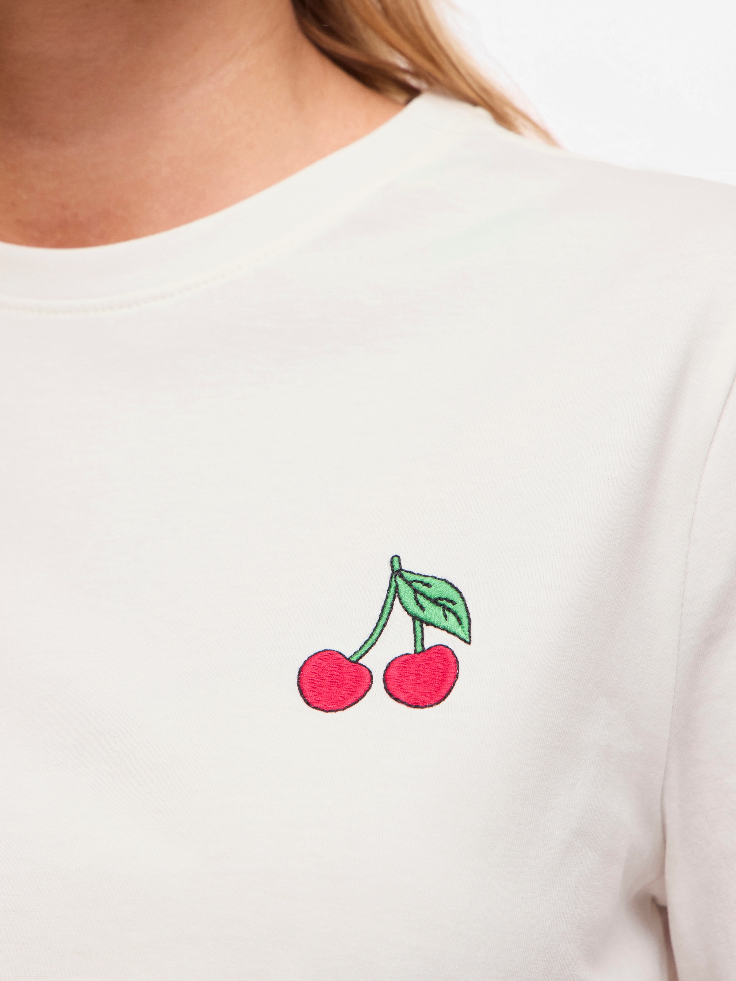 Vila Kurzarmshirt »VISYBILLA CHERRY O-NECK S/S TOP/PB/LC«