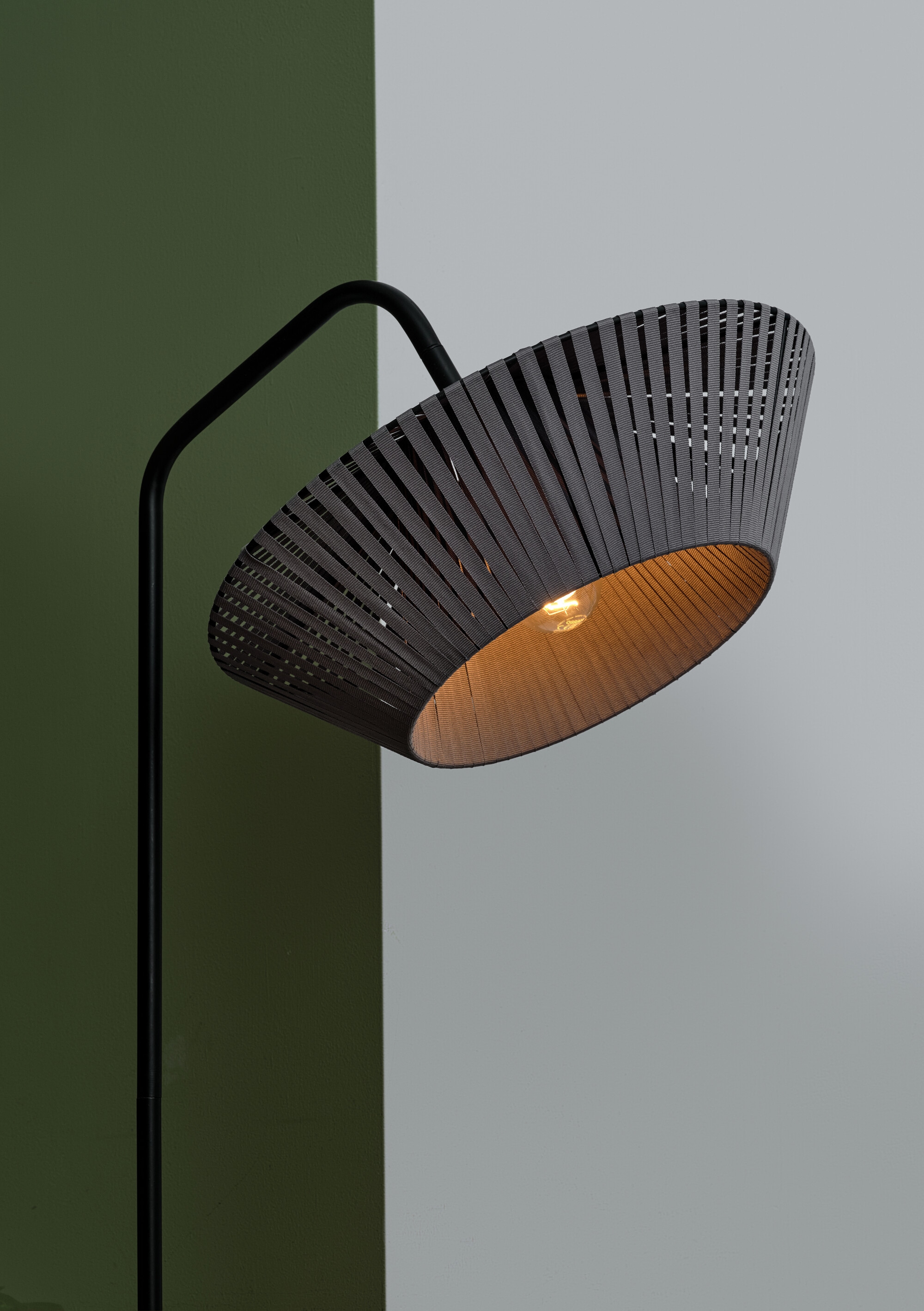 Osram Stehlampe »Decor Stripes« E27 1 Stk. Fassung E27, Stahl und Polyester