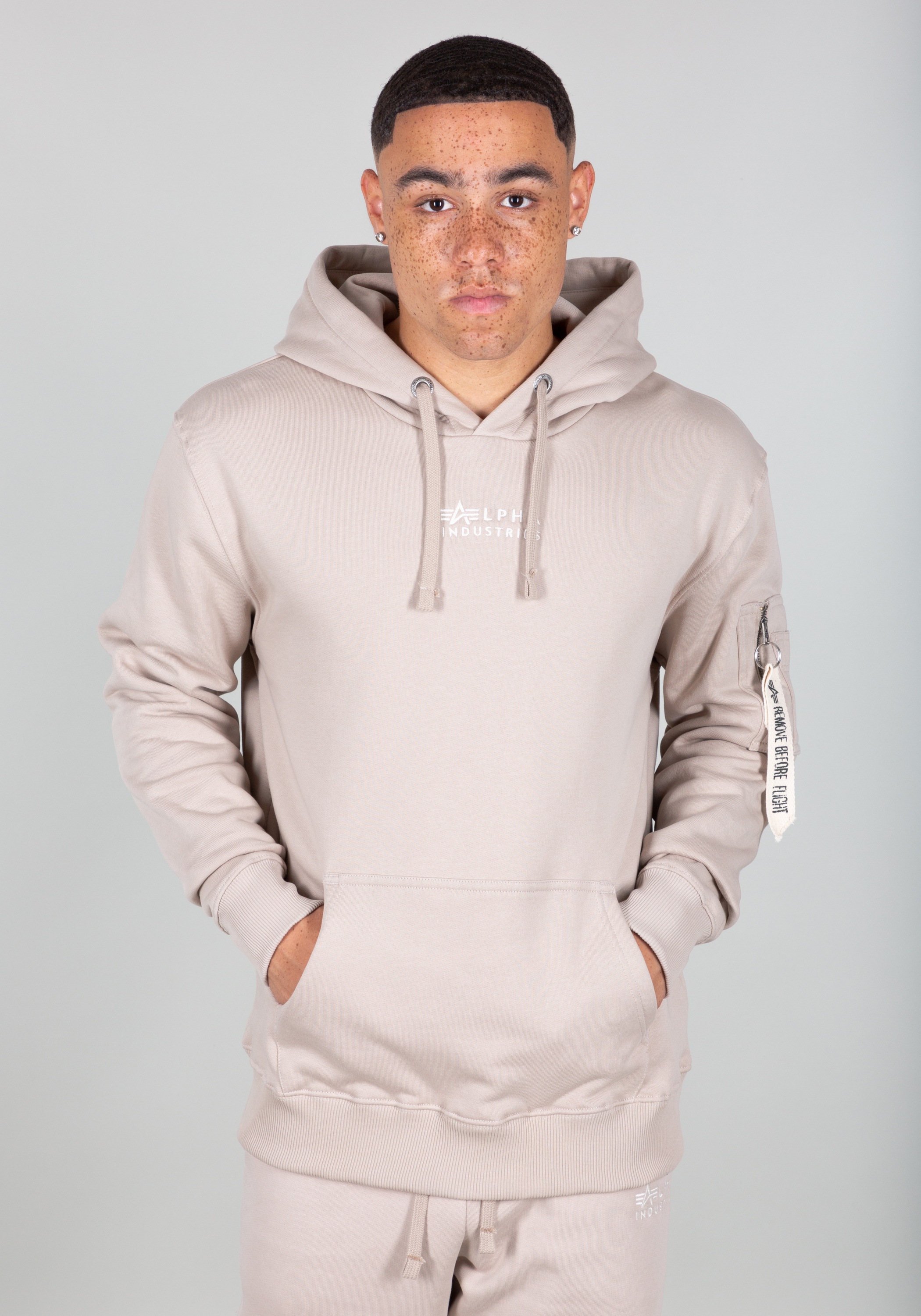 Alpha Industries Hoodie »Alpha Industries Men - Hoodies Organics EMB Hoodie«