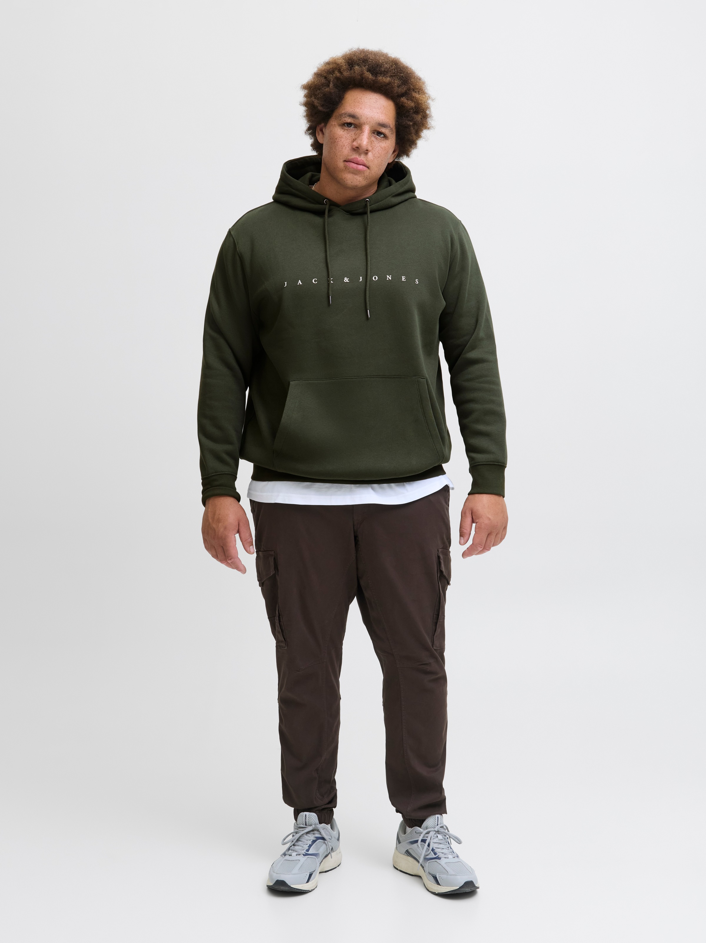 Jack & Jones PlusSize Kapuzensweatshirt »JJESTAR JJ SWEAT HOOD NOOS PLS«, mit Kängurutasche